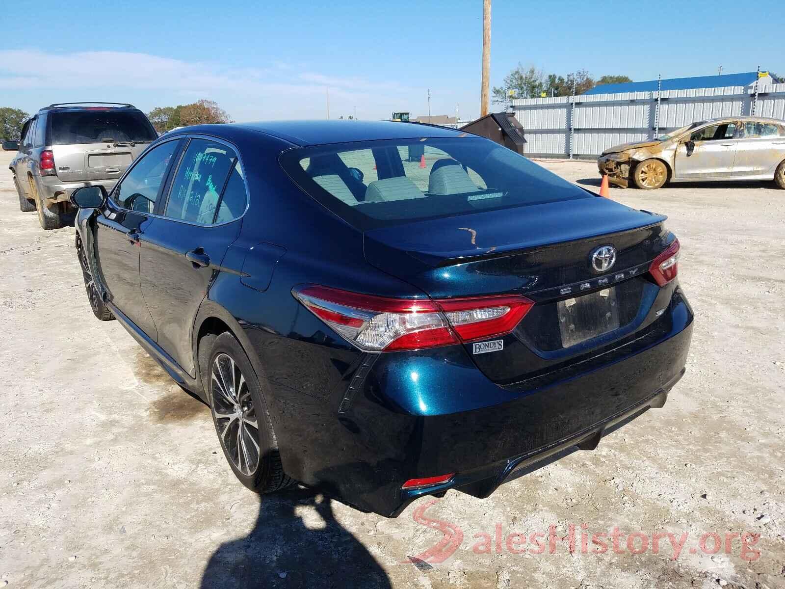 4T1B11HK2JU649161 2018 TOYOTA CAMRY