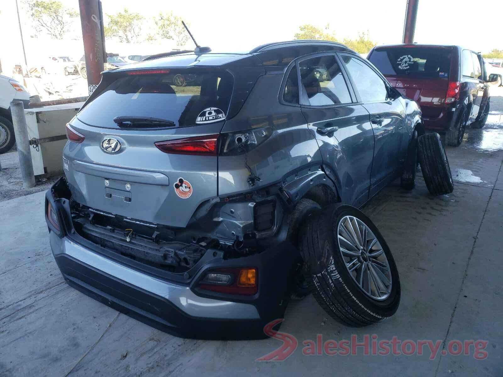 KM8K22AA4JU183382 2018 HYUNDAI KONA