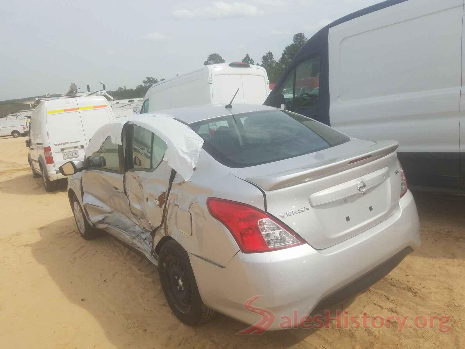 3N1CN7AP1JK435612 2018 NISSAN VERSA