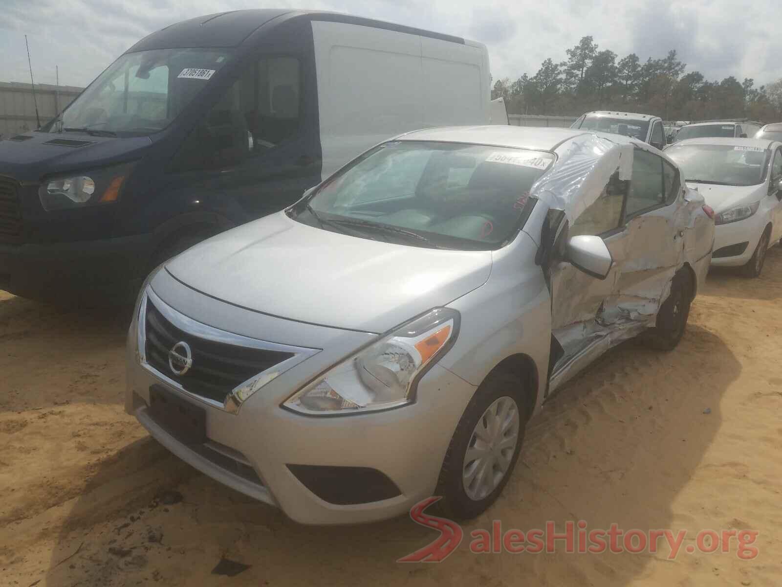 3N1CN7AP1JK435612 2018 NISSAN VERSA