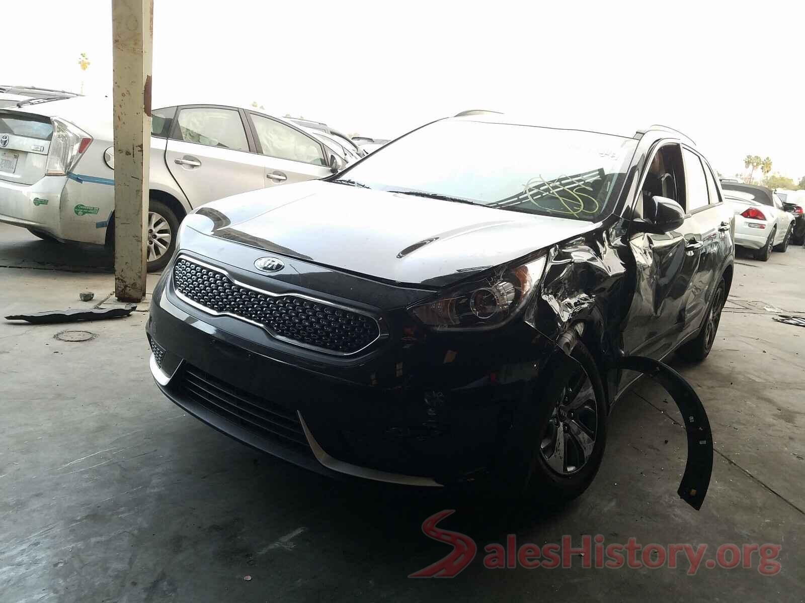 KNDCB3LC3K5336844 2019 KIA NIRO