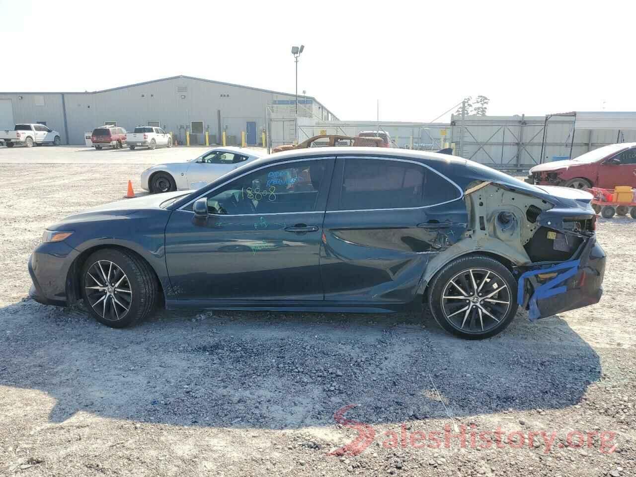 4T1G11AK6MU557362 2021 TOYOTA CAMRY