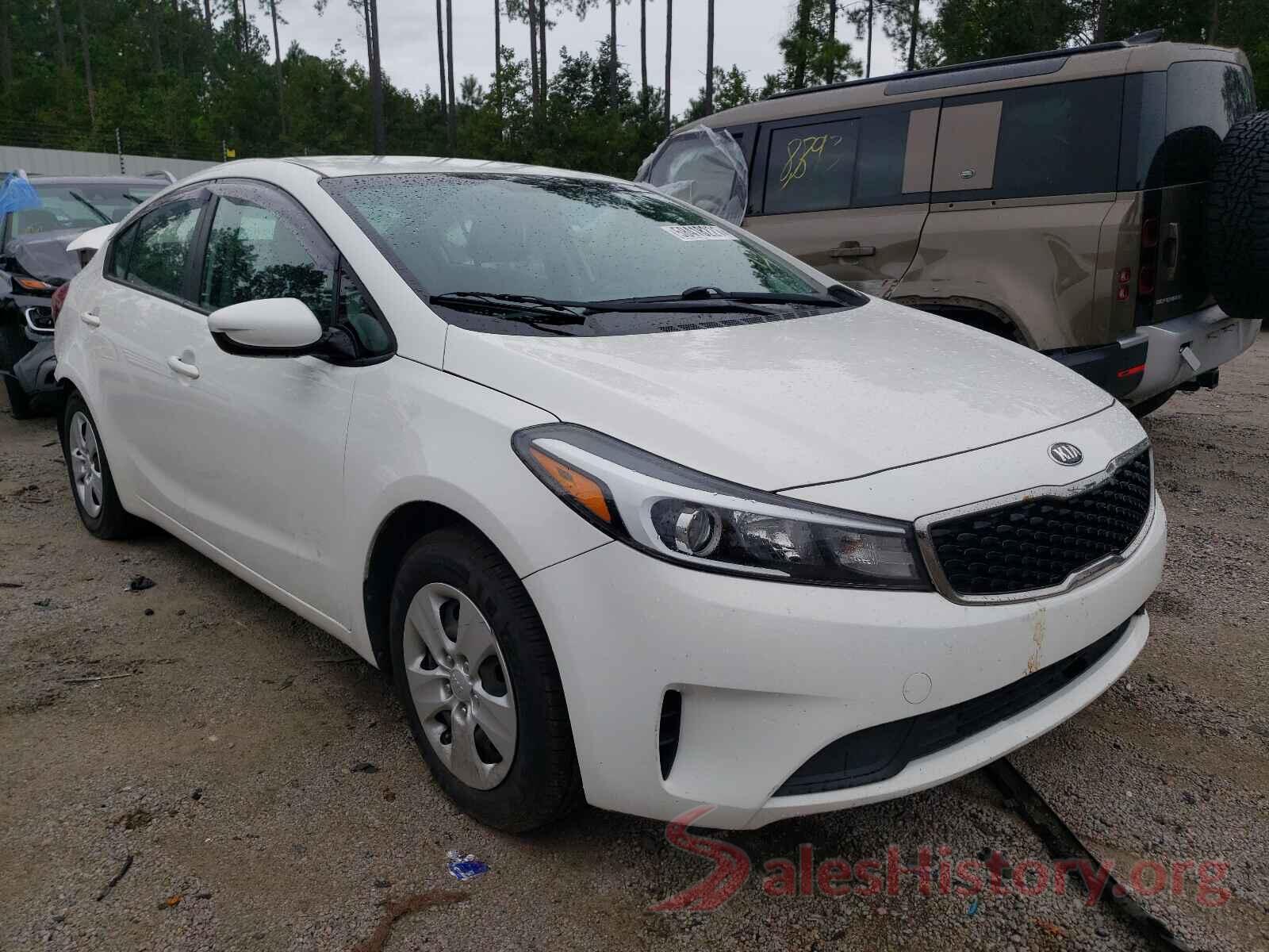 3KPFK4A77HE015914 2017 KIA FORTE