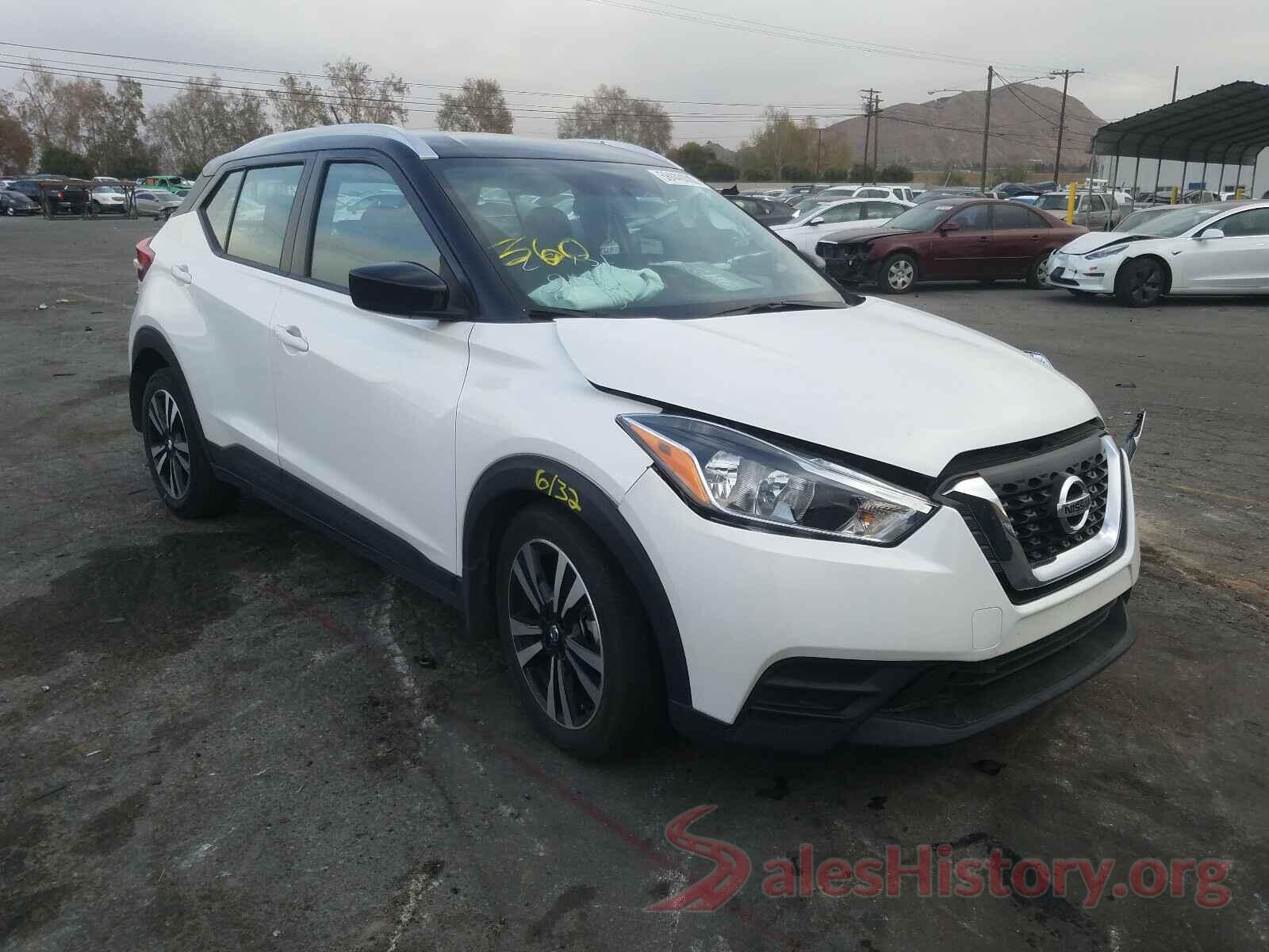 3N1CP5CU0KL562784 2019 NISSAN KICKS