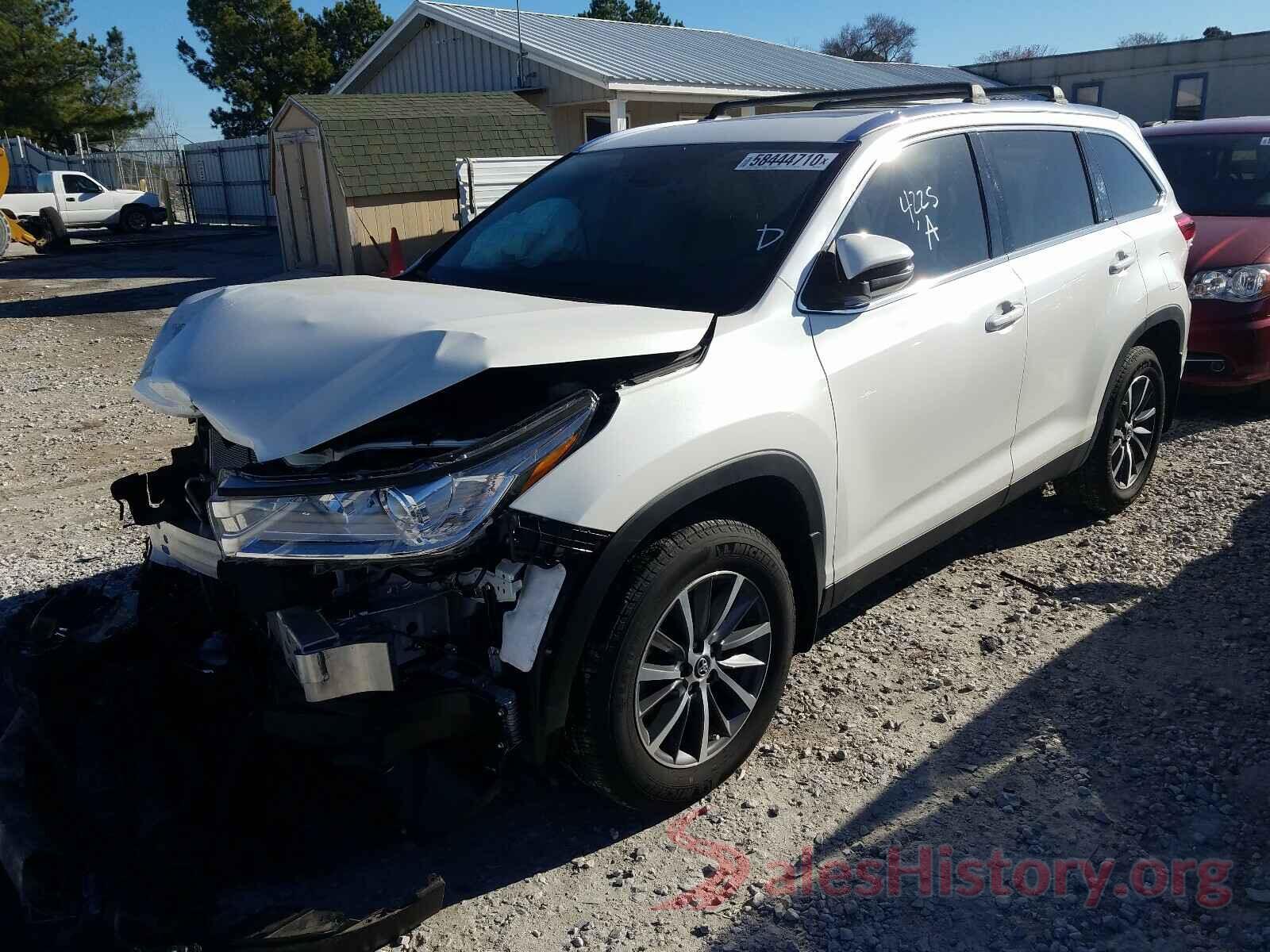 5TDKZRFH4KS347086 2019 TOYOTA HIGHLANDER