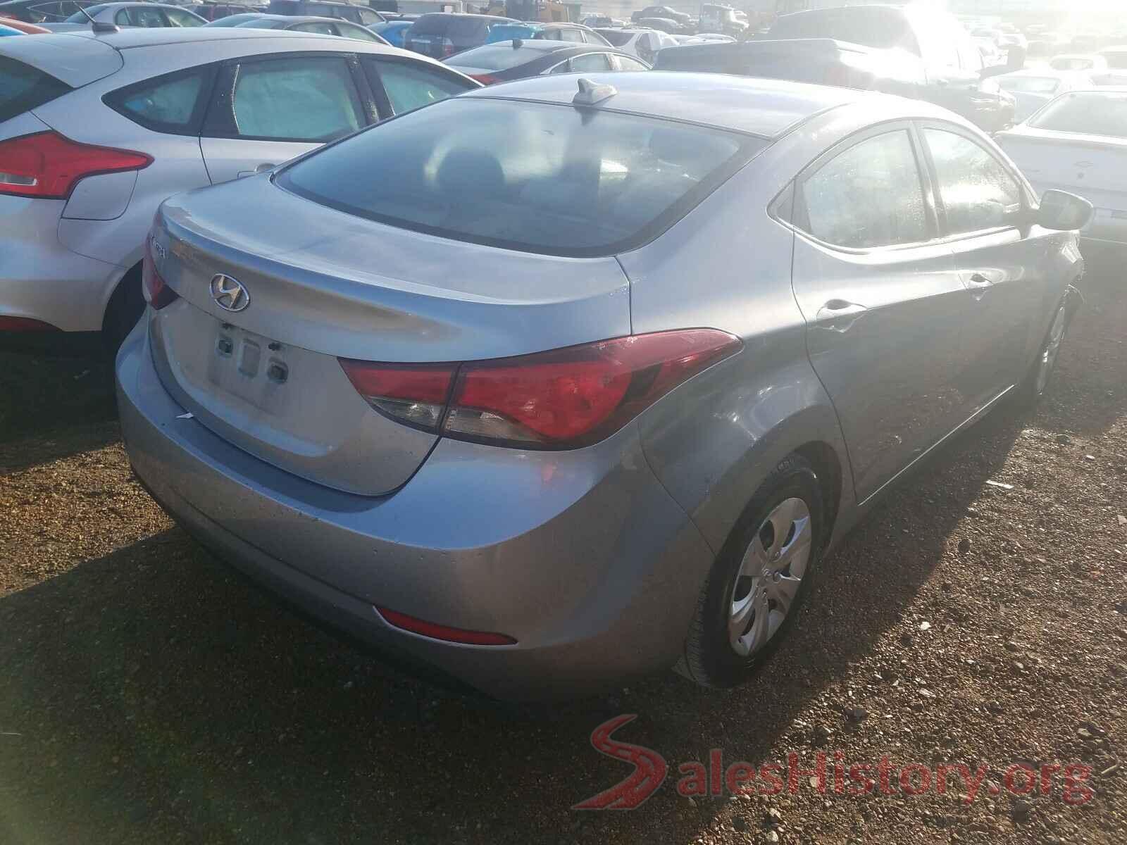 5NPDH4AE8GH744888 2016 HYUNDAI ELANTRA