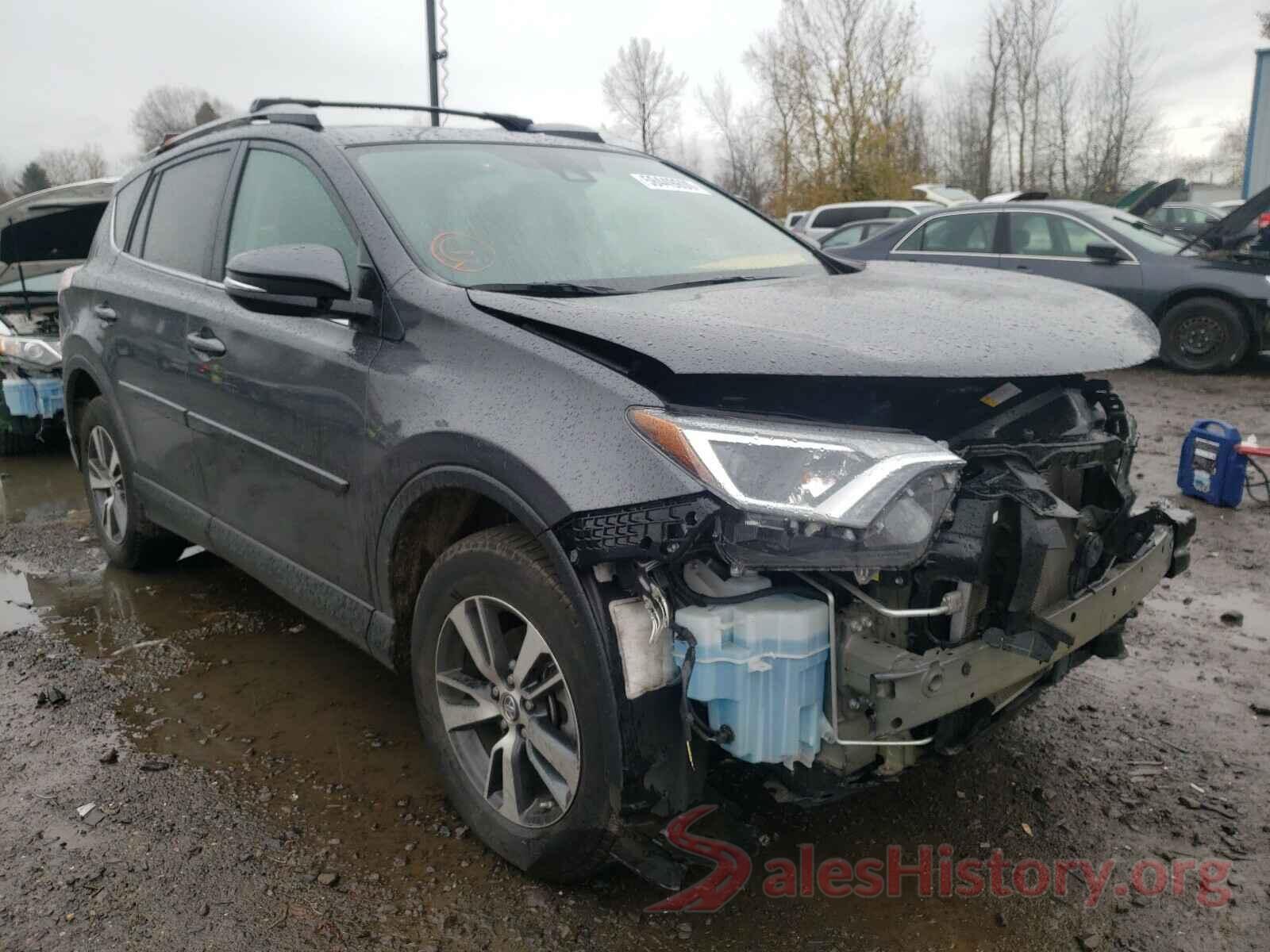 2T3RFREV8JW707990 2018 TOYOTA RAV4