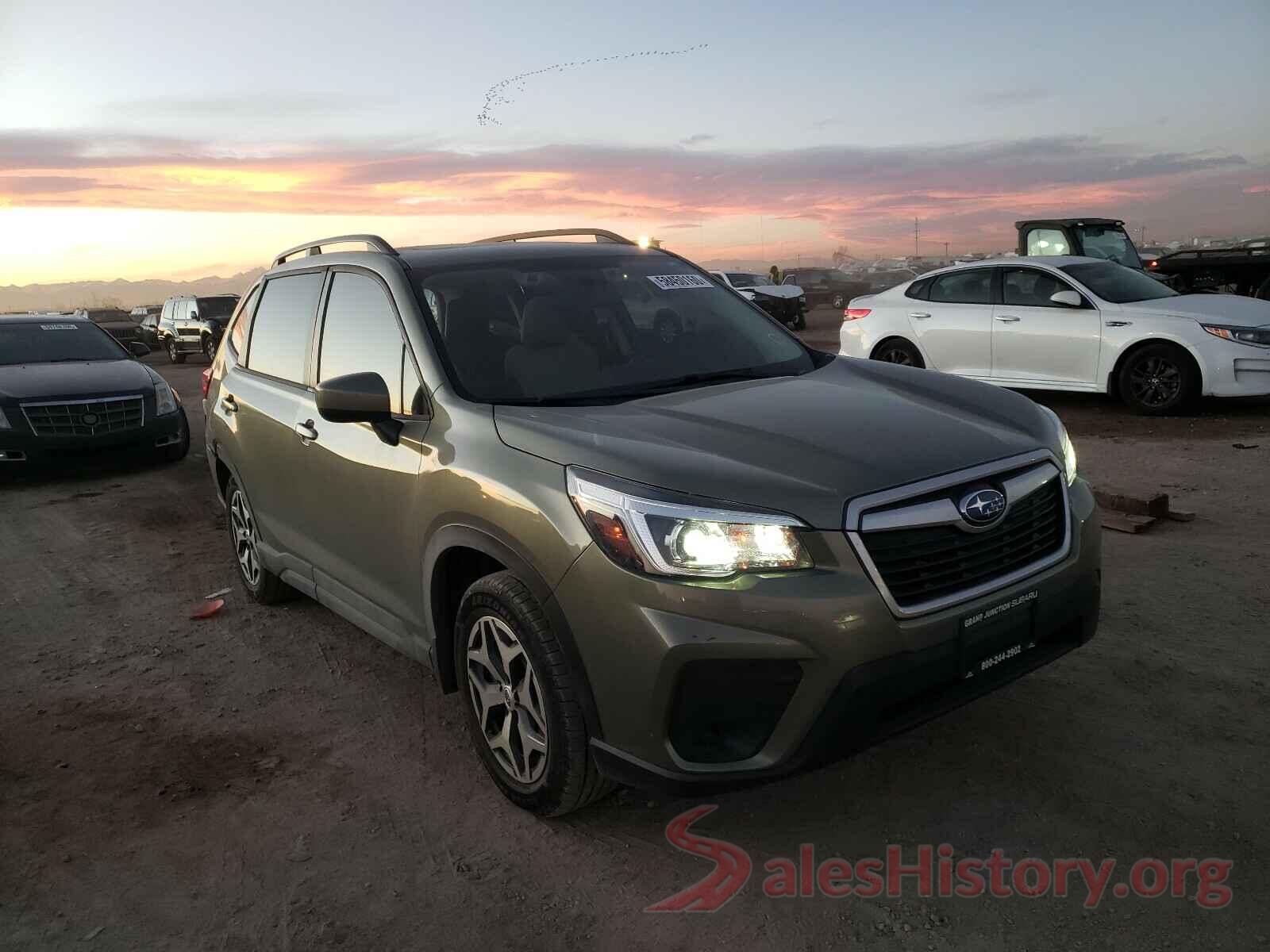 JF2SKAEC8KH578459 2019 SUBARU FORESTER