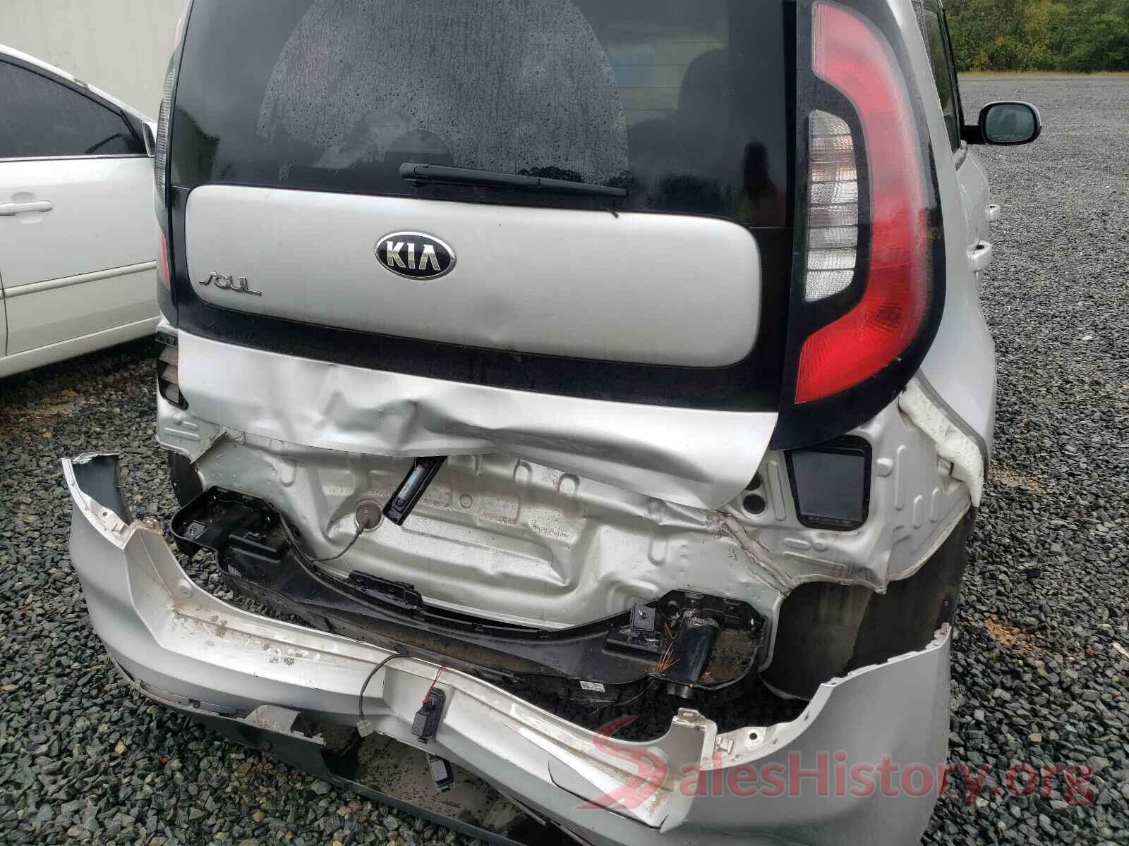 KNDJN2A26J7515580 2018 KIA SOUL