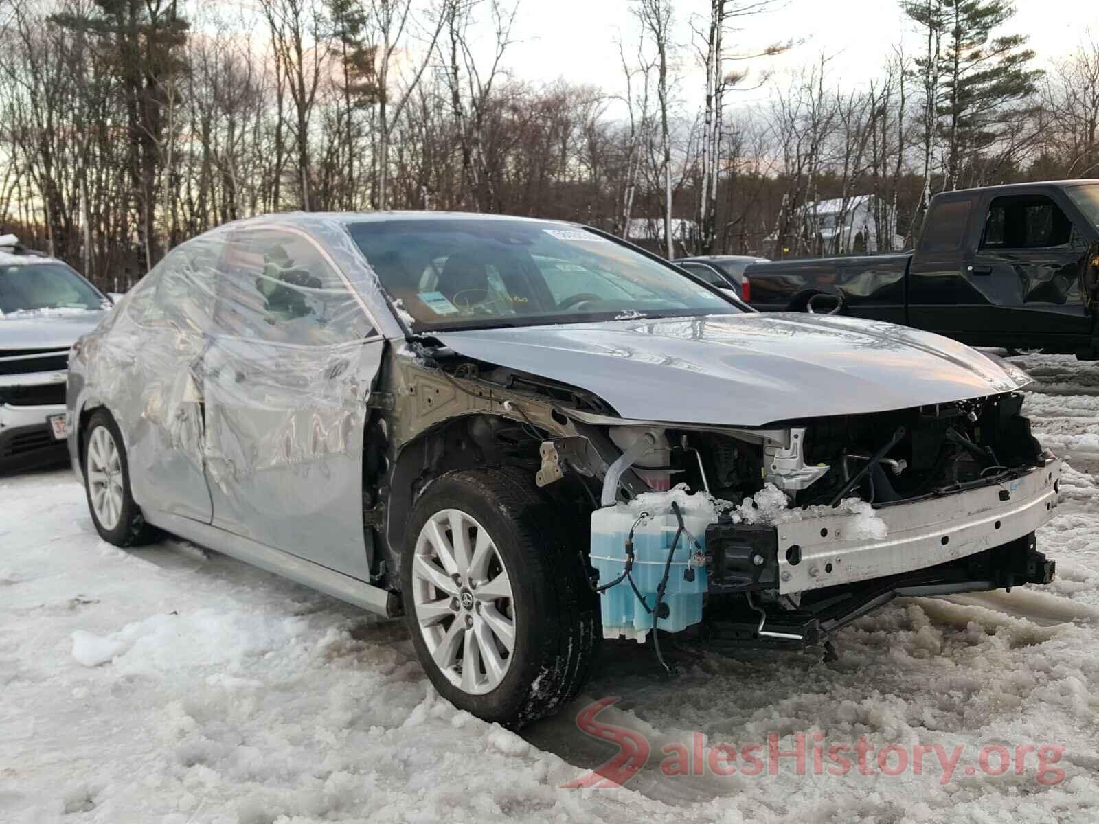 4T1B11HK5JU146451 2018 TOYOTA CAMRY