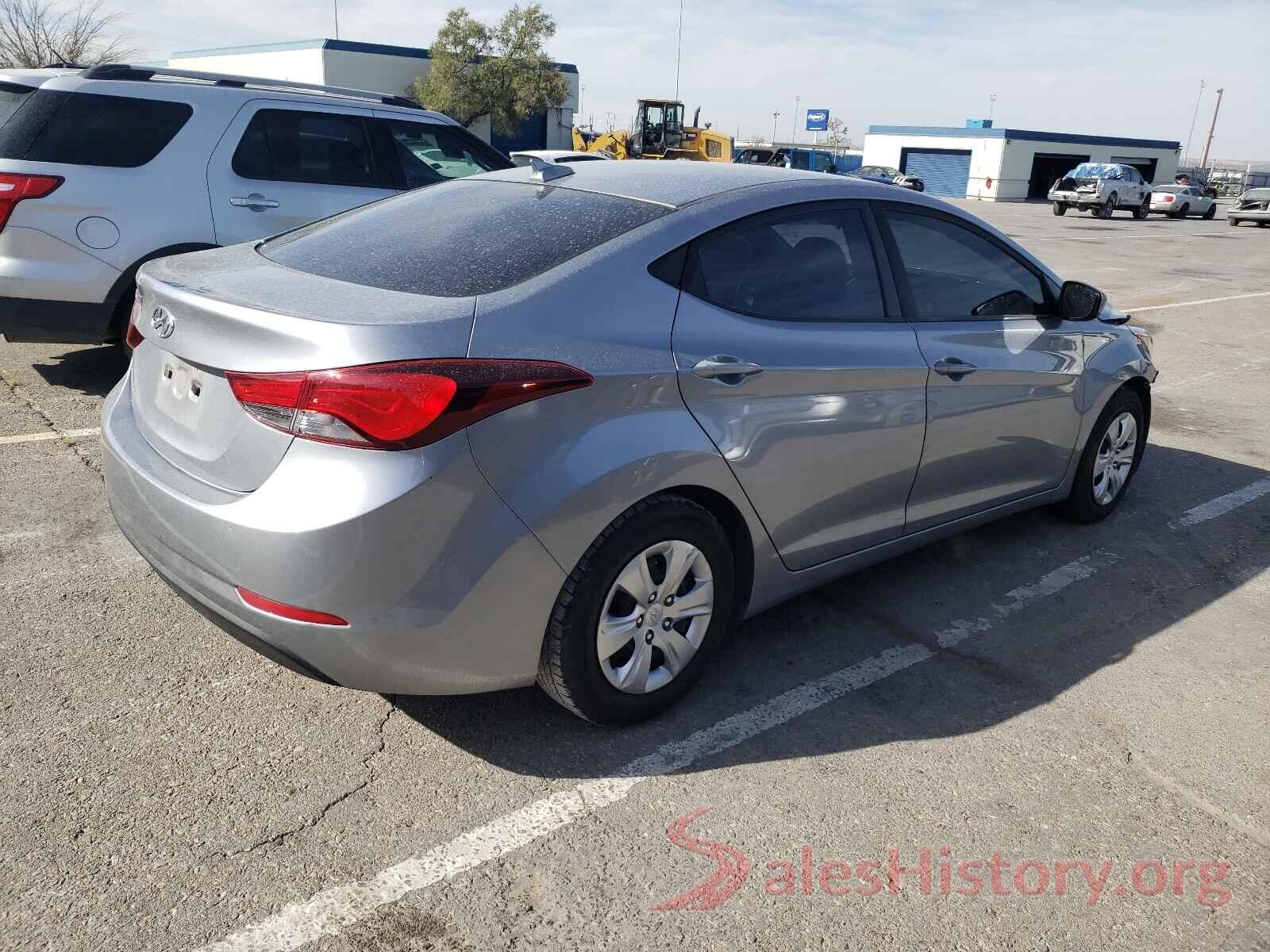 5NPDH4AE2GH758009 2016 HYUNDAI ELANTRA