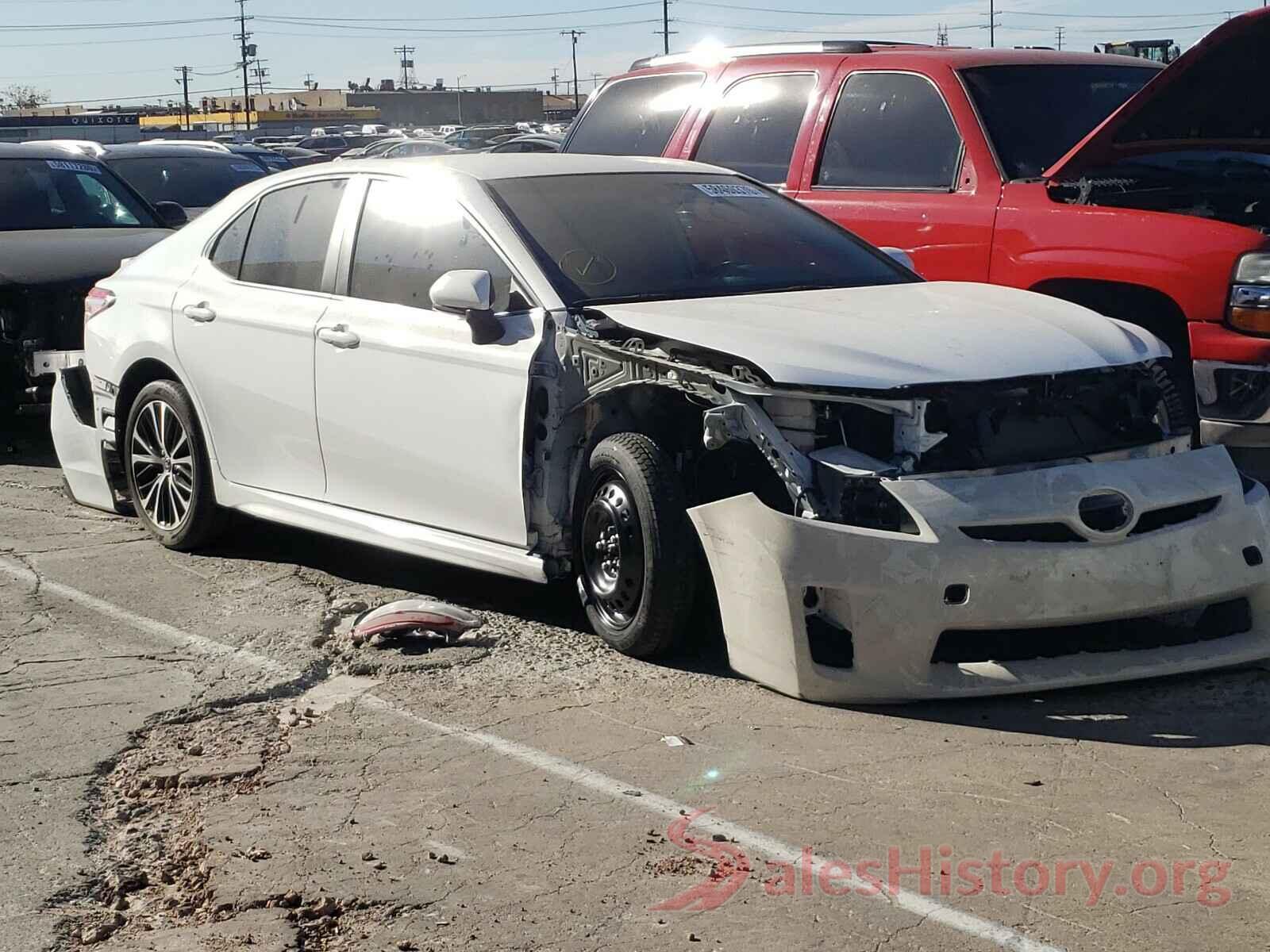 4T1B11HK4KU697343 2019 TOYOTA CAMRY