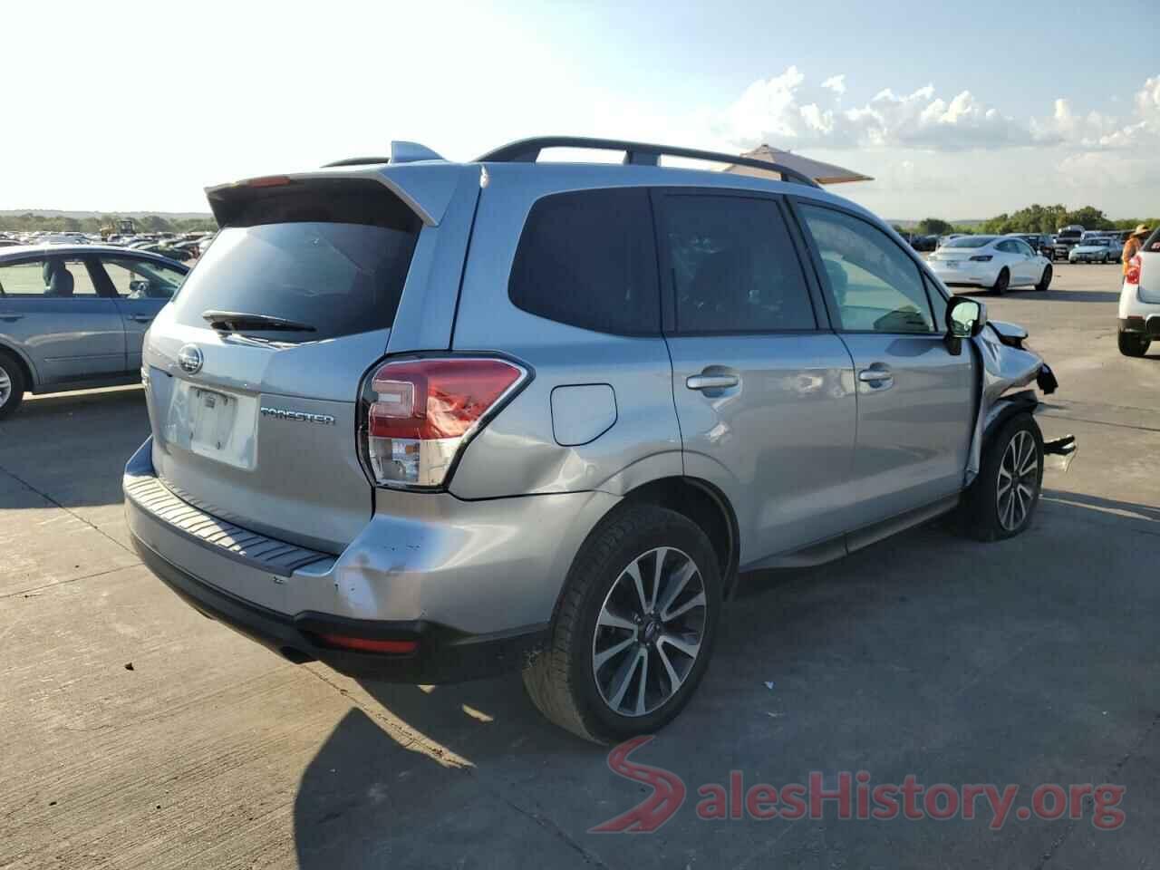 JF2SJAEC9JH456131 2018 SUBARU FORESTER