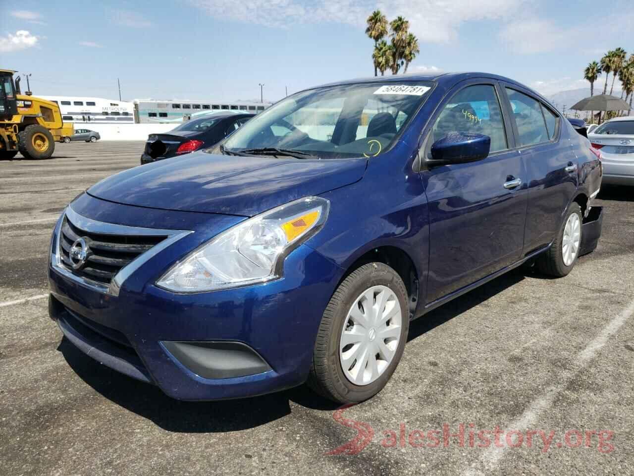 3N1CN7AP2JL855888 2018 NISSAN VERSA