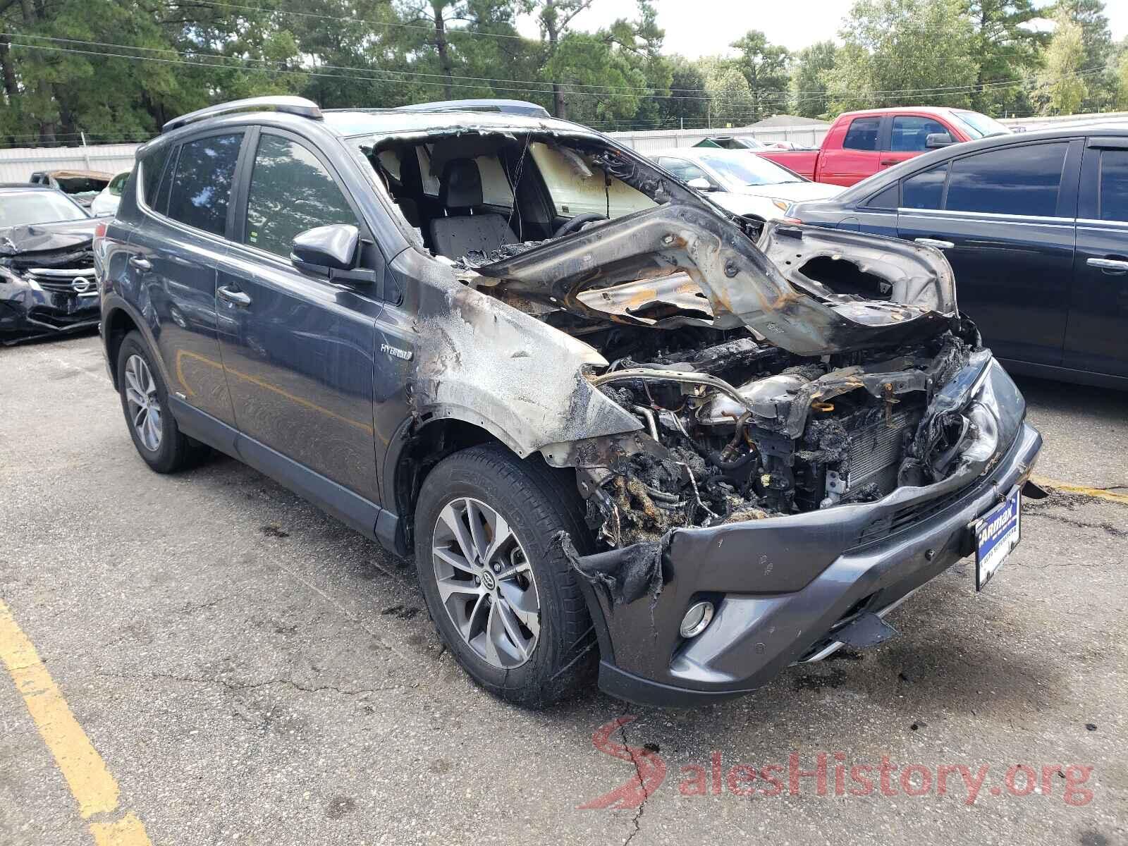 JTMRJREV3HD113698 2017 TOYOTA RAV4