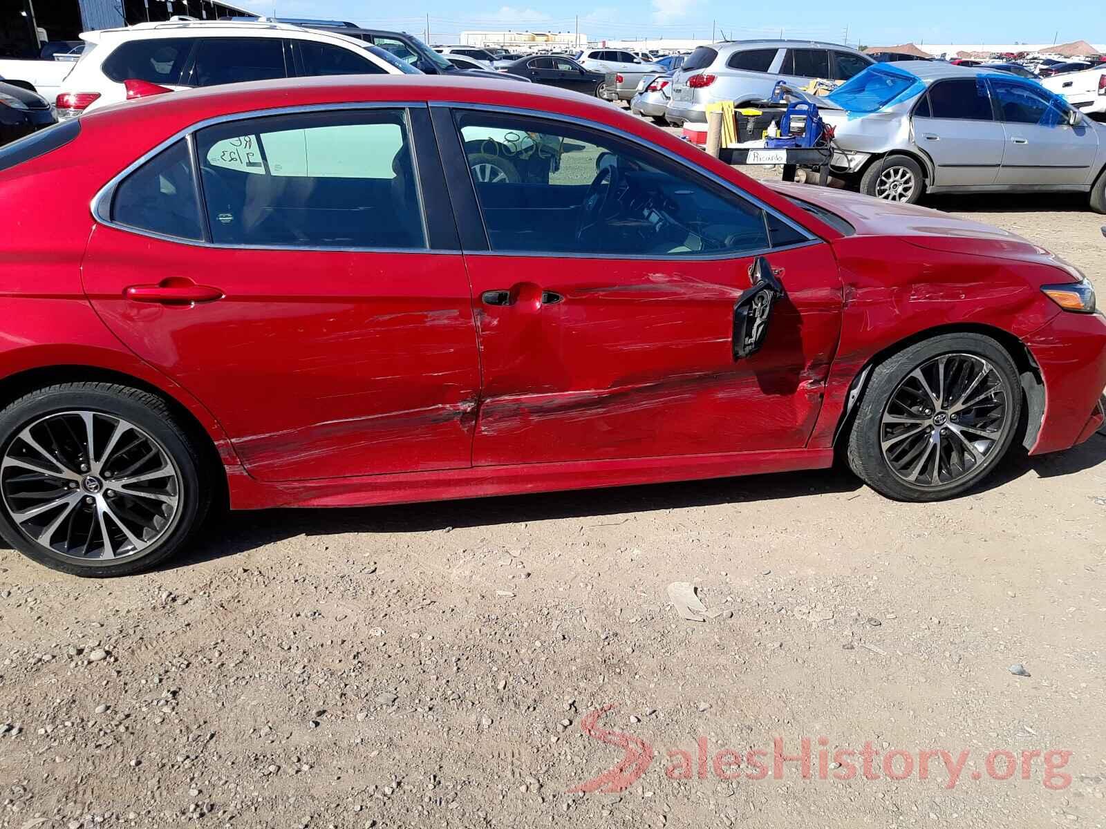 4T1G11AKXLU333526 2020 TOYOTA CAMRY