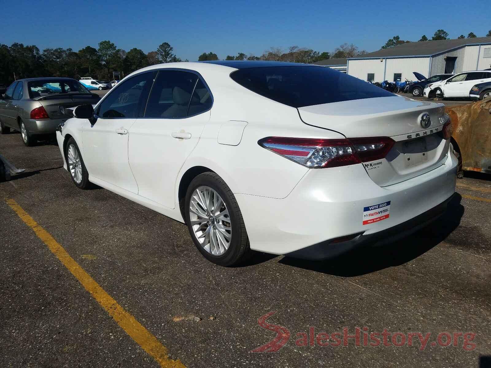 4T1B11HK7JU003257 2018 TOYOTA CAMRY