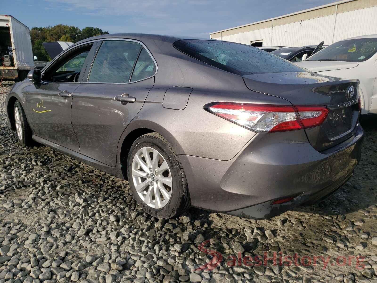 4T1B11HK4JU017777 2018 TOYOTA CAMRY