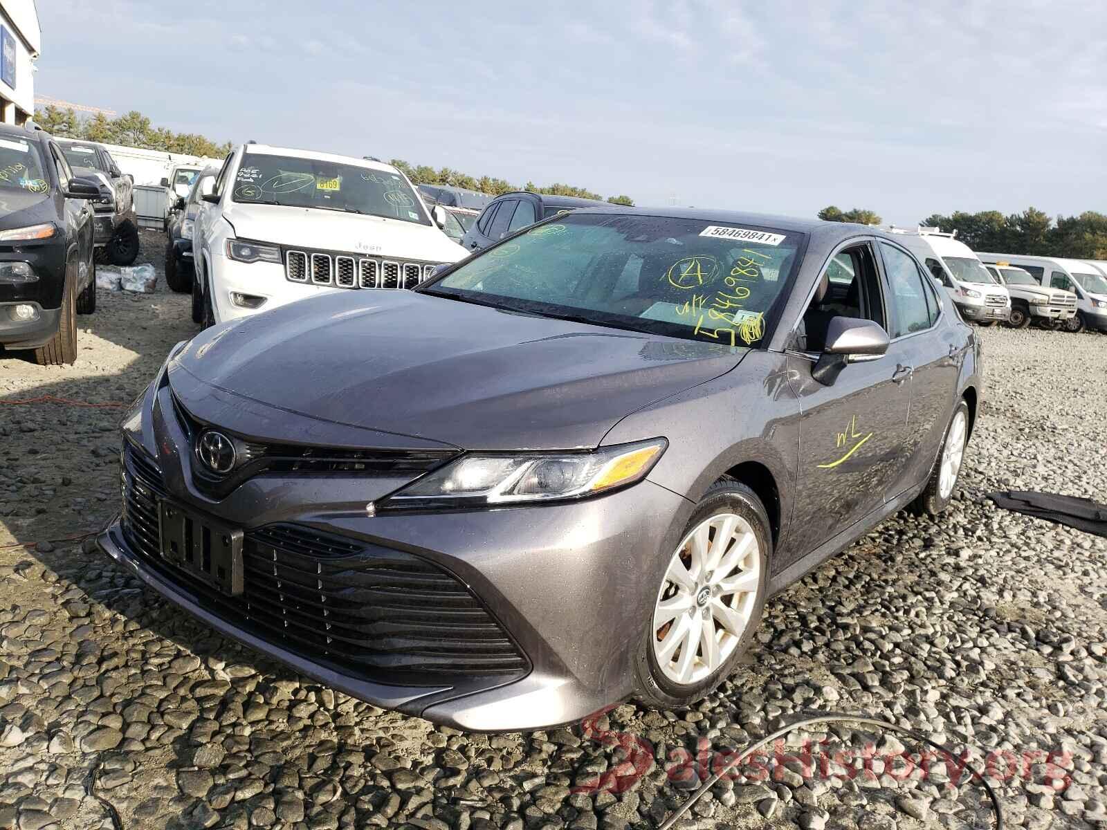 4T1B11HK4JU017777 2018 TOYOTA CAMRY