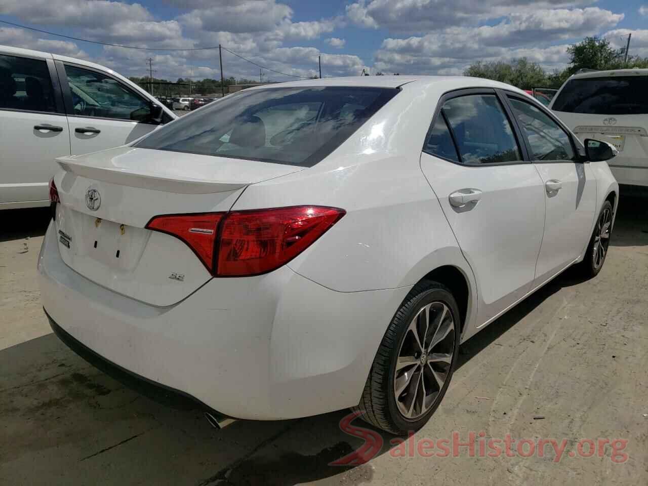 2T1BURHE5JC077035 2018 TOYOTA COROLLA