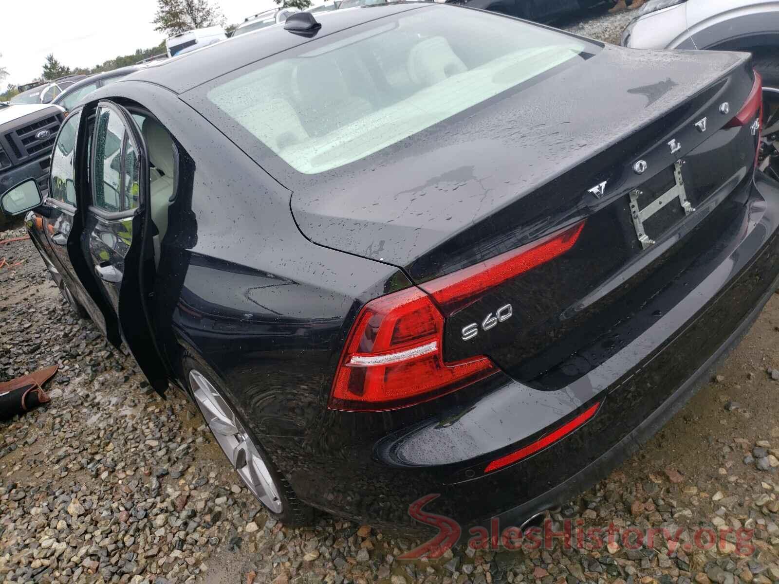 7JR102FK3KG002037 2019 VOLVO S60