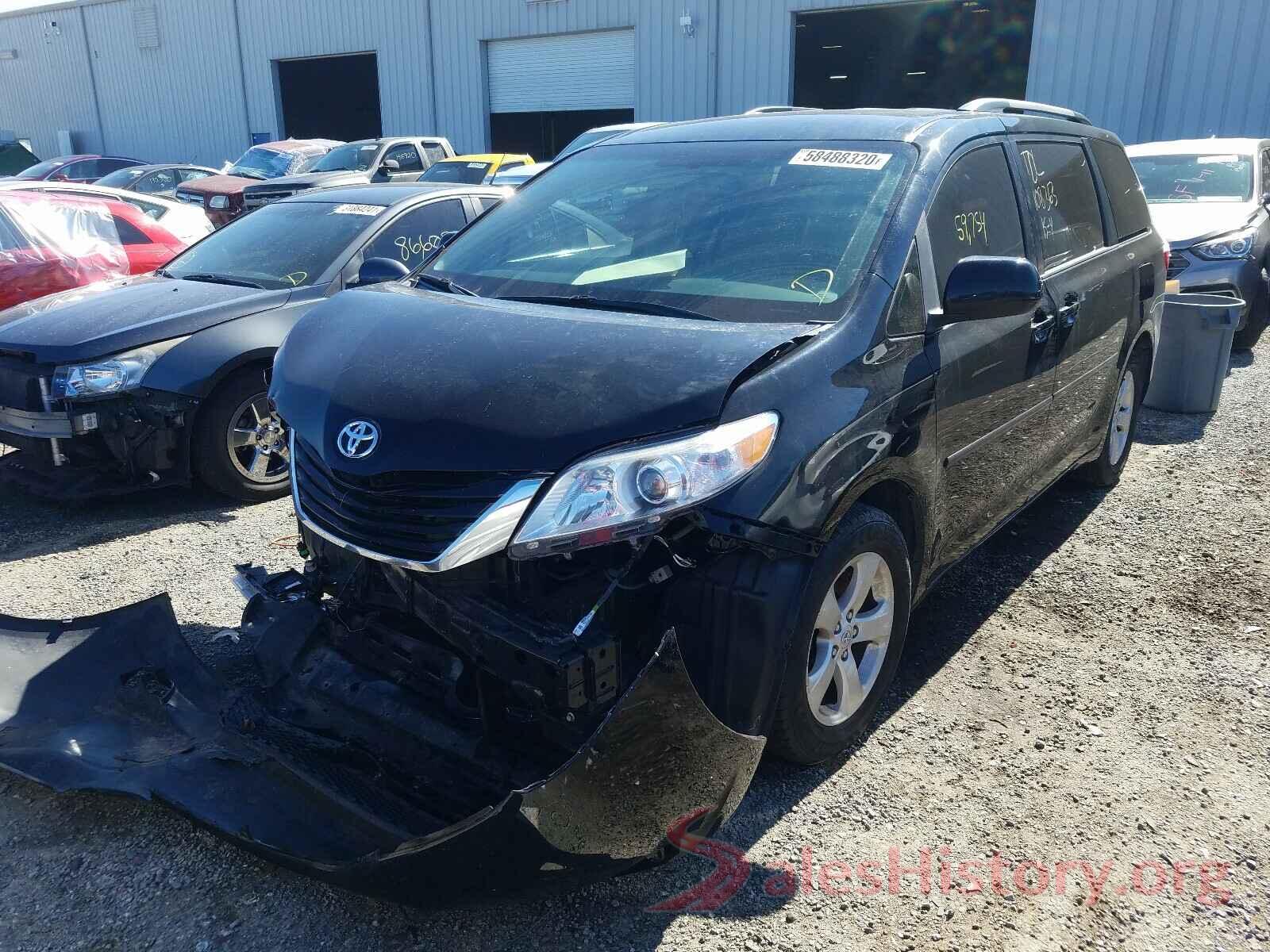 5TDKZ3DC4HS799035 2017 TOYOTA SIENNA