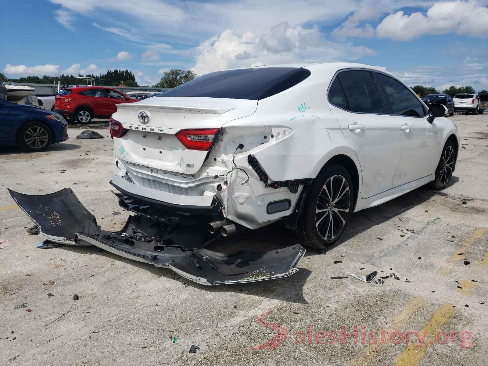 4T1B11HK5KU704042 2019 TOYOTA CAMRY