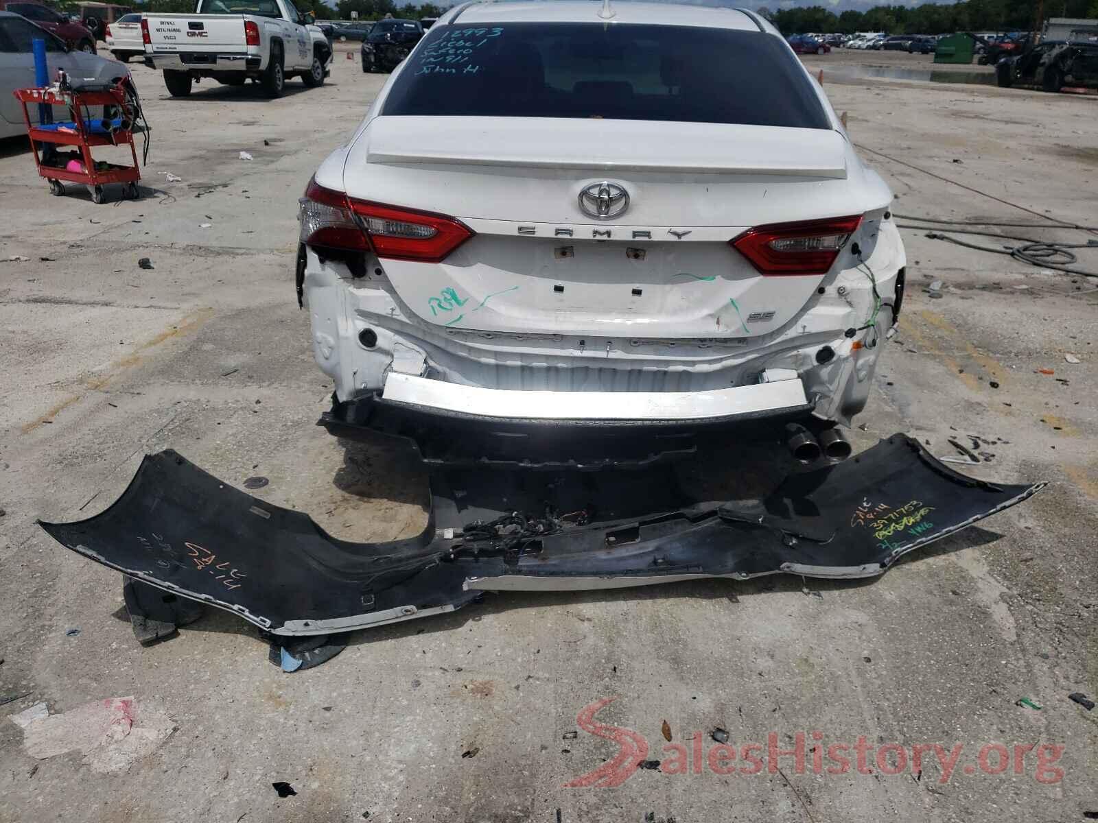 4T1B11HK5KU704042 2019 TOYOTA CAMRY