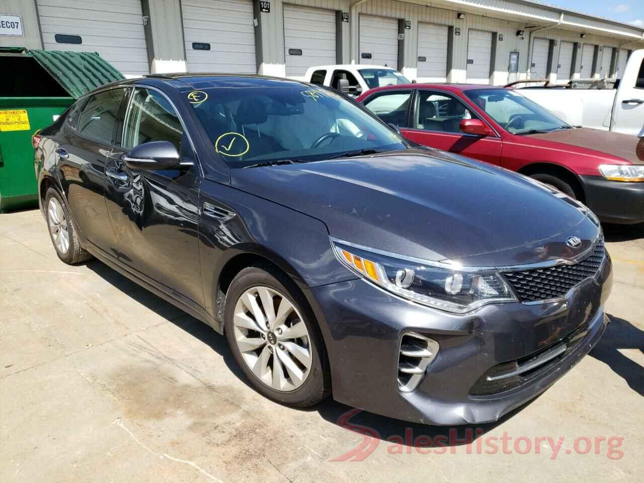 5XXGU4L30HG154024 2017 KIA OPTIMA