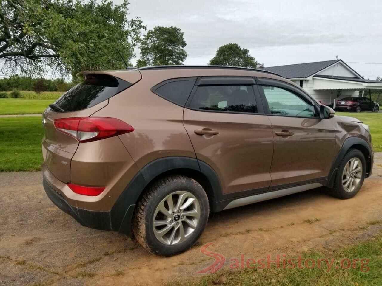 KM8J3CA42HU299618 2017 HYUNDAI TUCSON