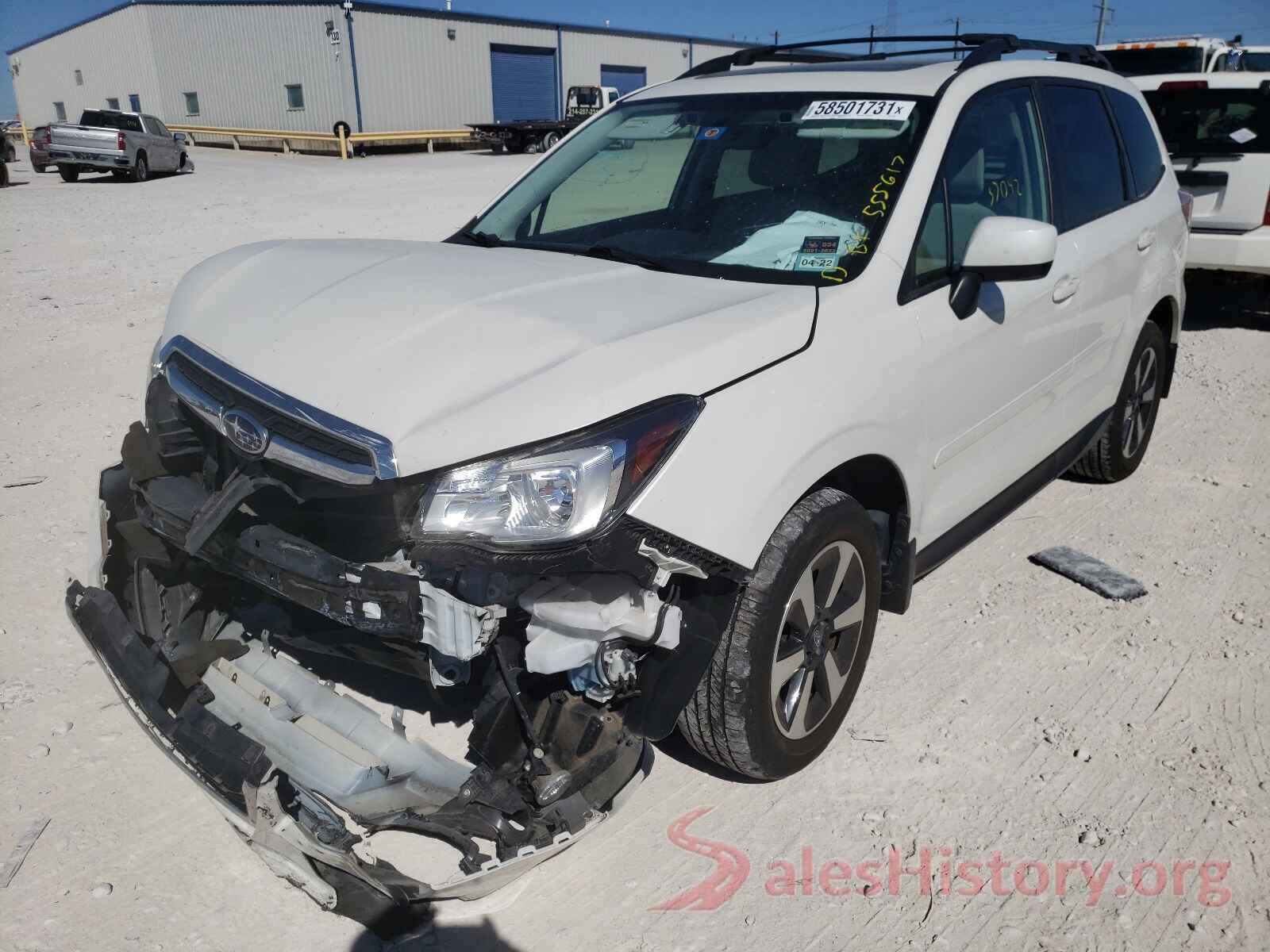 JF2SJAGC8JH555617 2018 SUBARU FORESTER