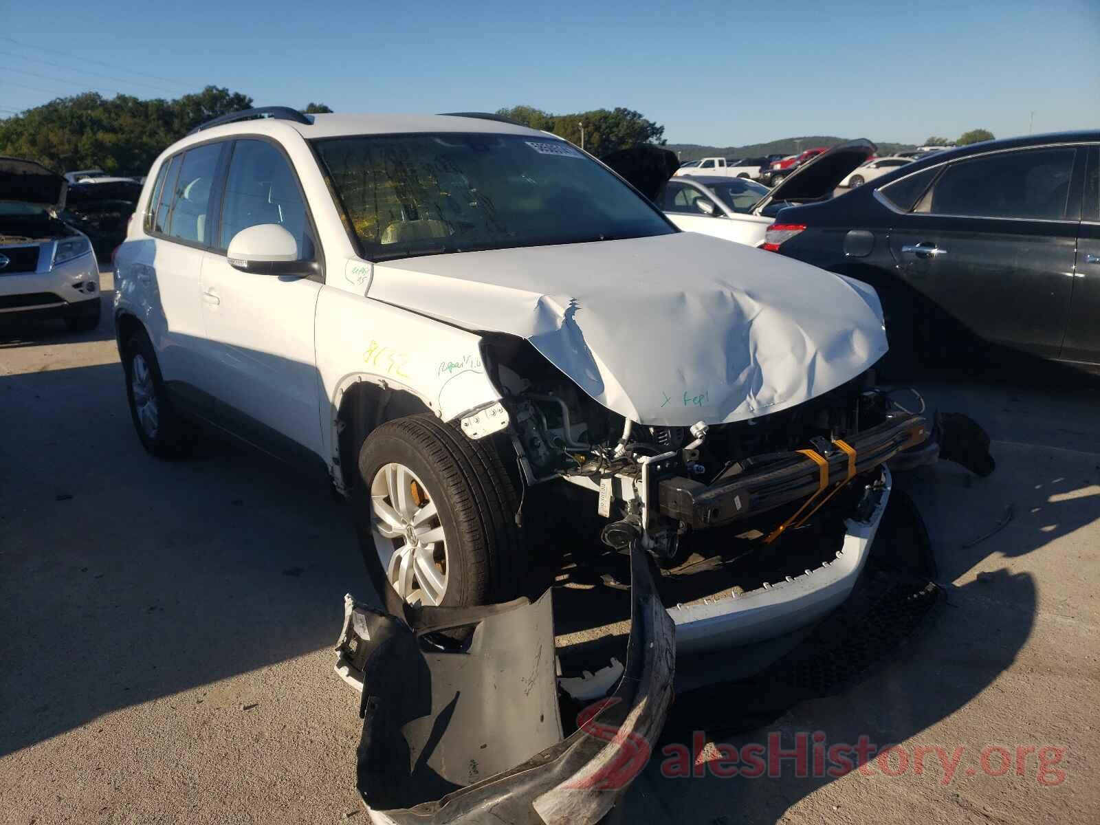 WVGAV7AX9HK001847 2017 VOLKSWAGEN TIGUAN