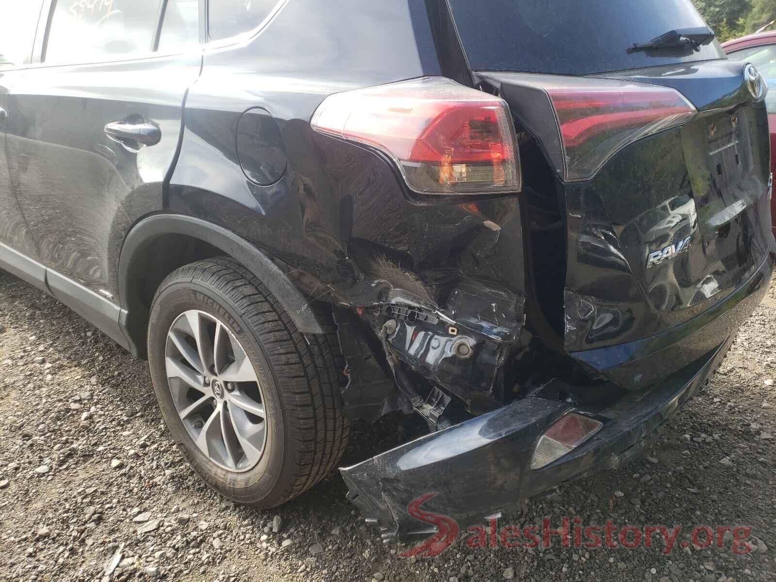 JTMRJREV1HD130953 2017 TOYOTA RAV4