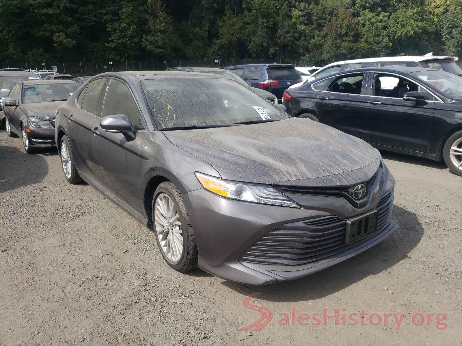 4T1F11AK9LU300819 2020 TOYOTA CAMRY