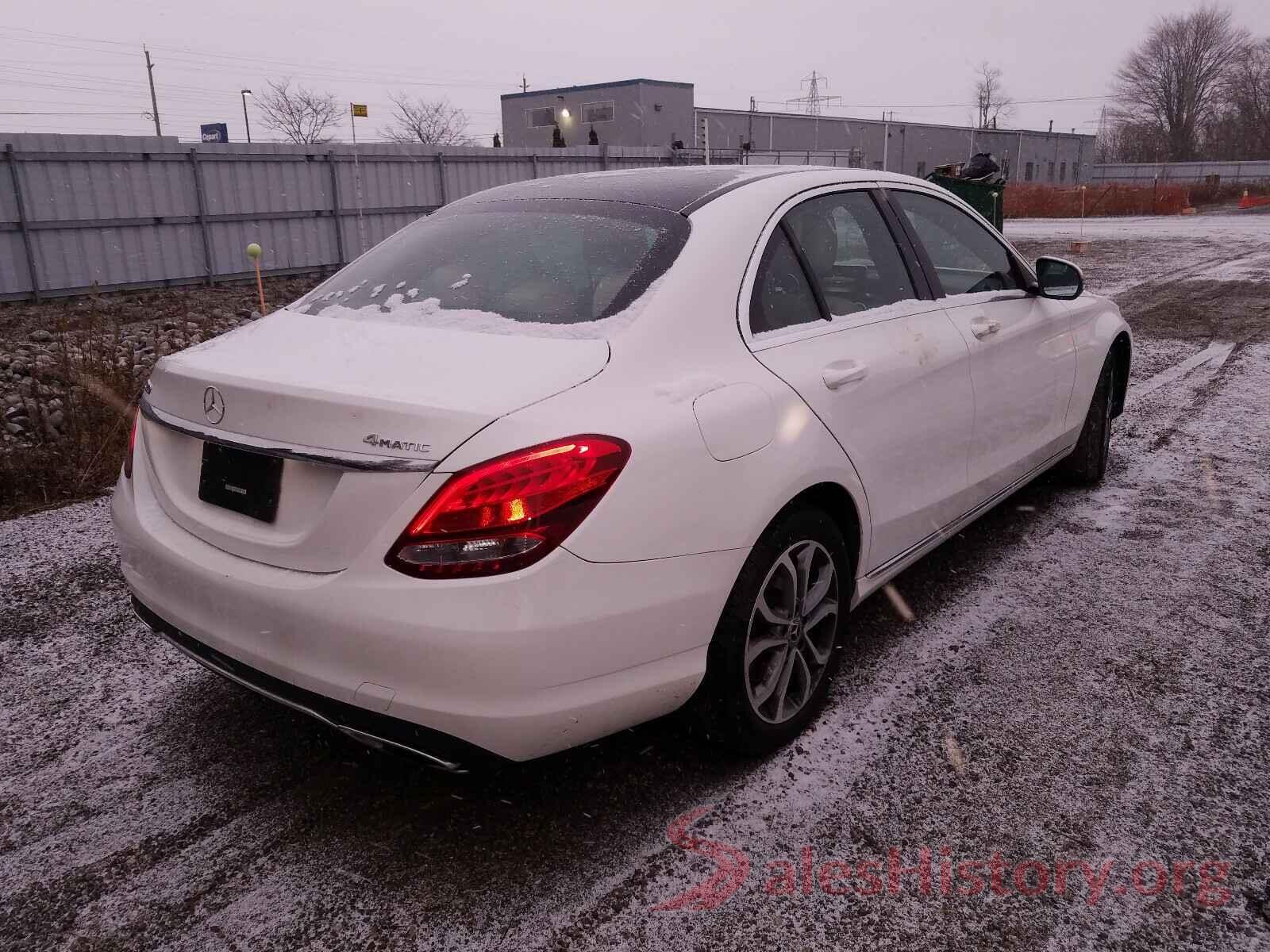 55SWF4KB4HU223247 2017 MERCEDES-BENZ C CLASS