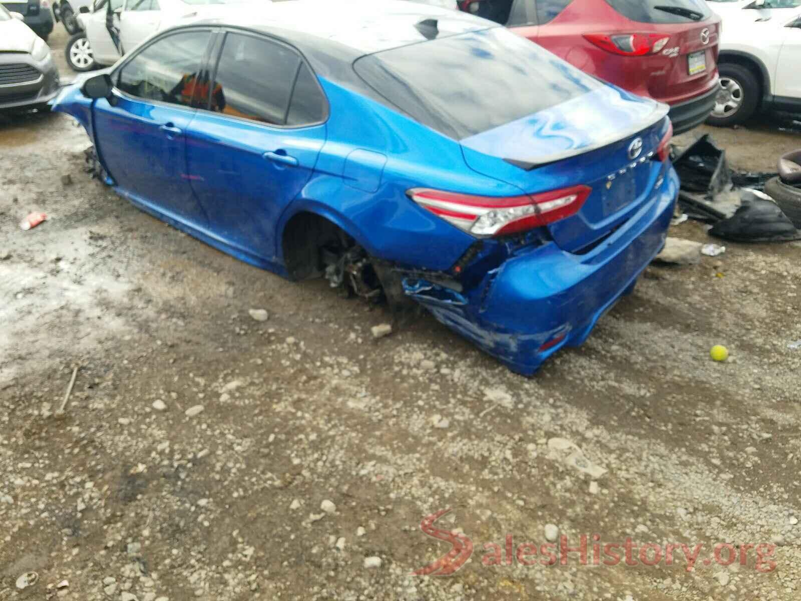 4T1B61HK9JU151332 2018 TOYOTA CAMRY