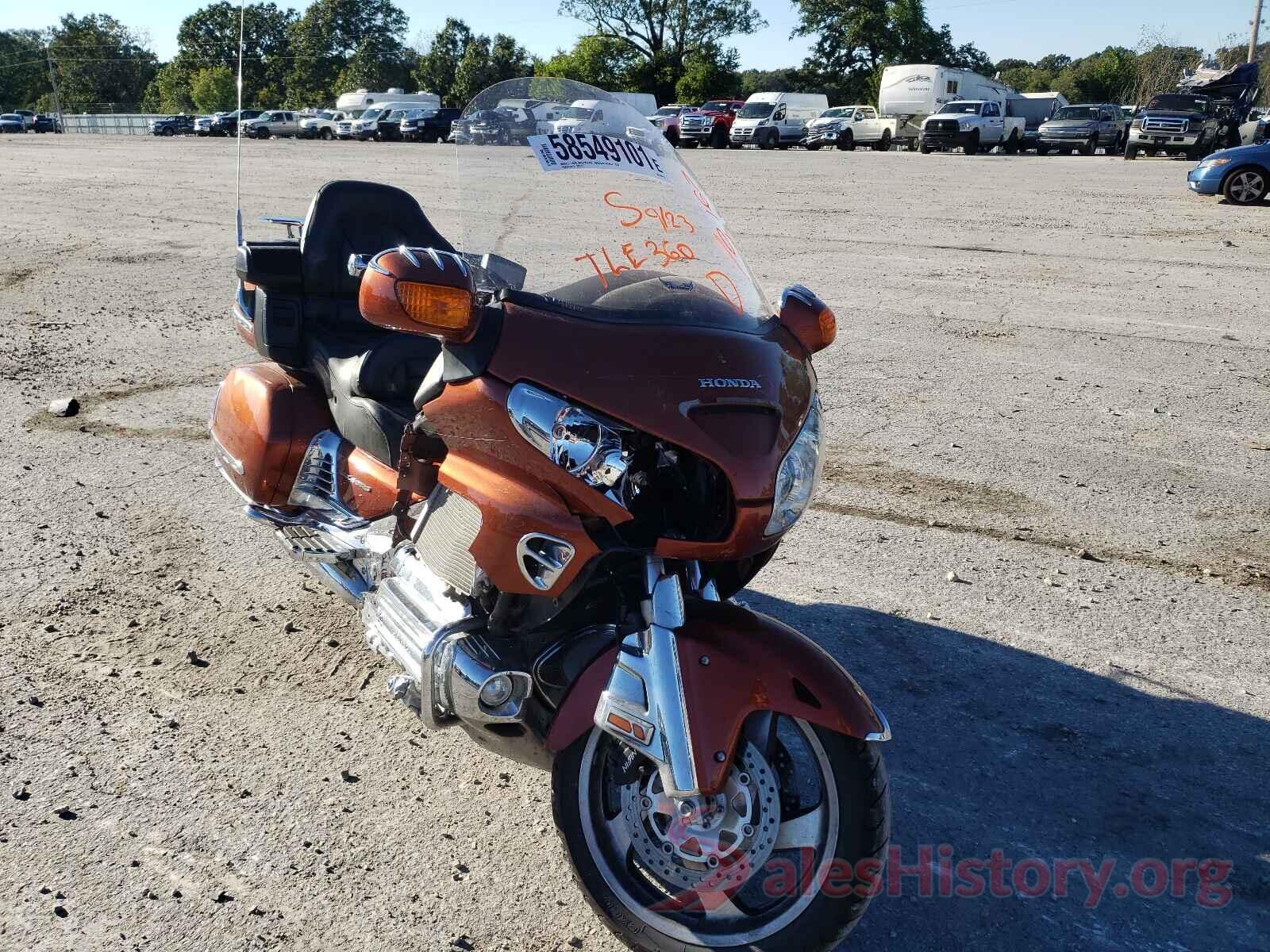 1HFSC47F27A606119 2007 HONDA GL CYCLE