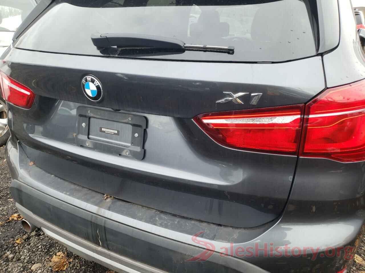 WBXHT3C35J5L24201 2018 BMW X1