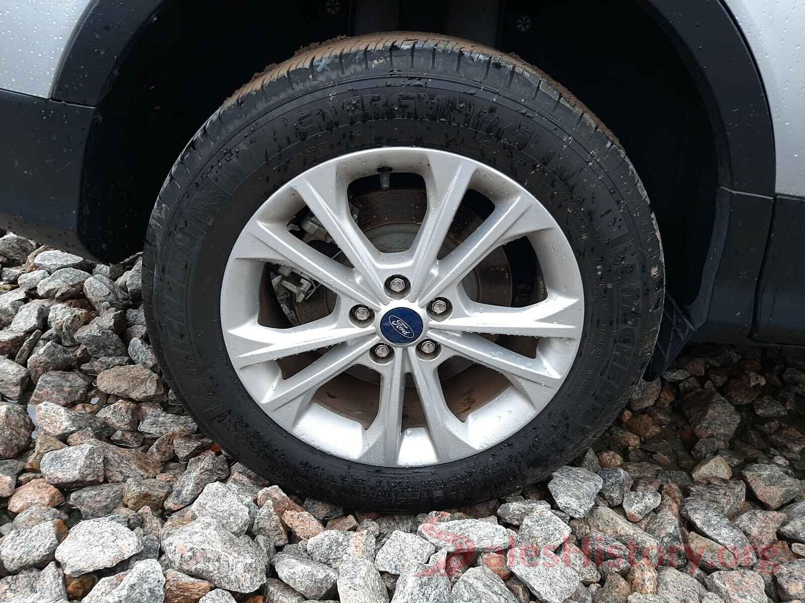 1FMCU0GD0JUD33850 2018 FORD ESCAPE