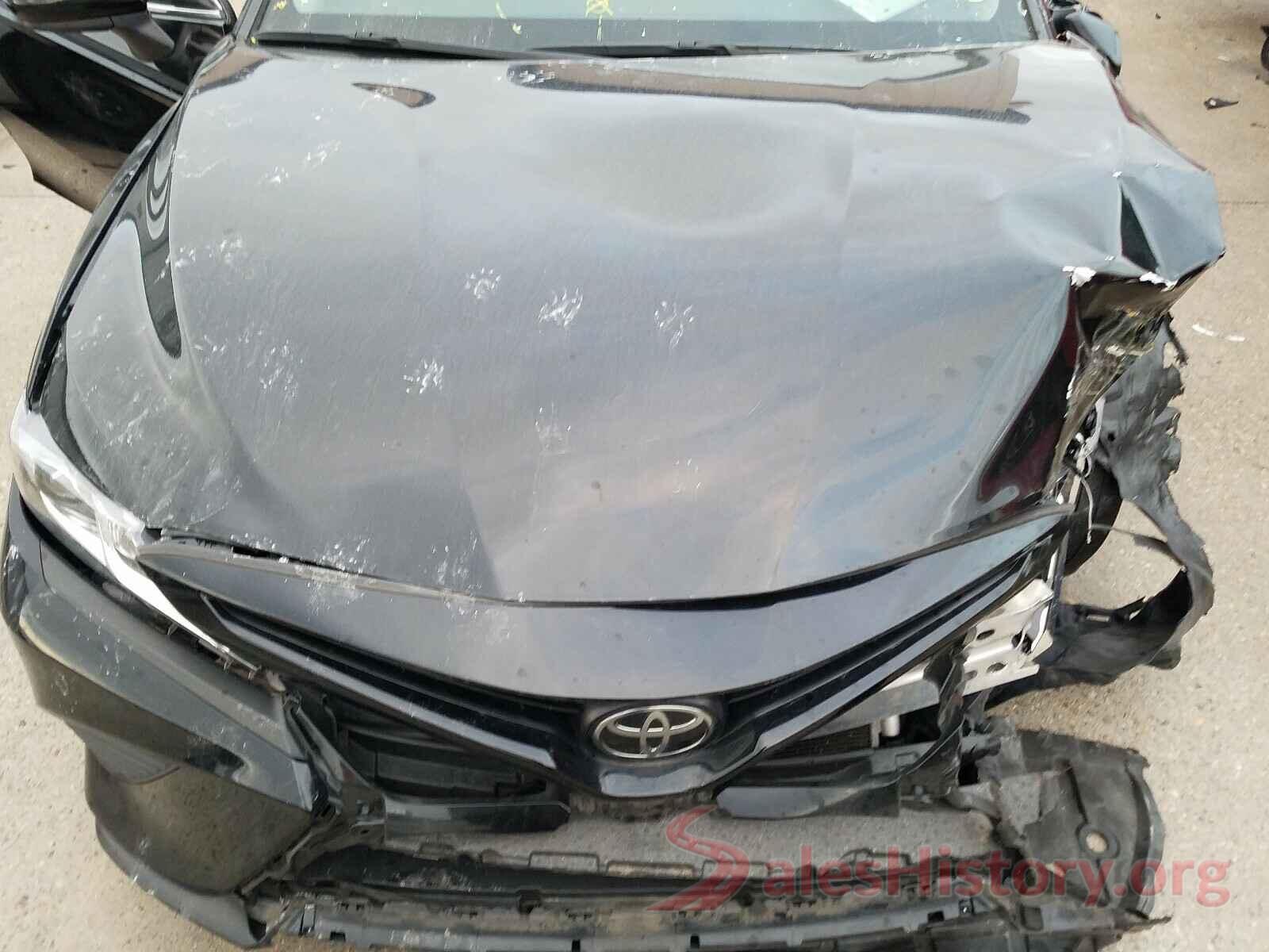 4T1B11HK1JU088953 2018 TOYOTA CAMRY