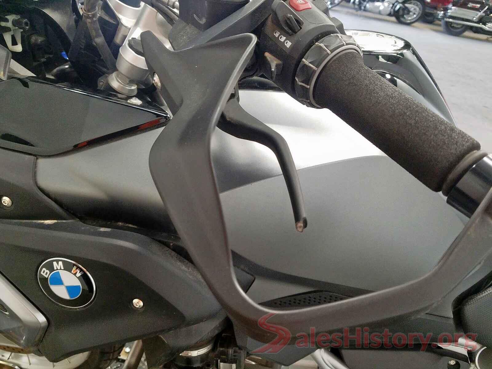 WB10A6109JZ657484 2018 BMW MOTORCYCLE