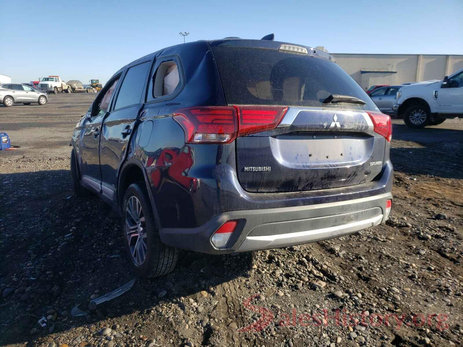 JA4AZ3A3XJ7042400 2018 MITSUBISHI OUTLANDER