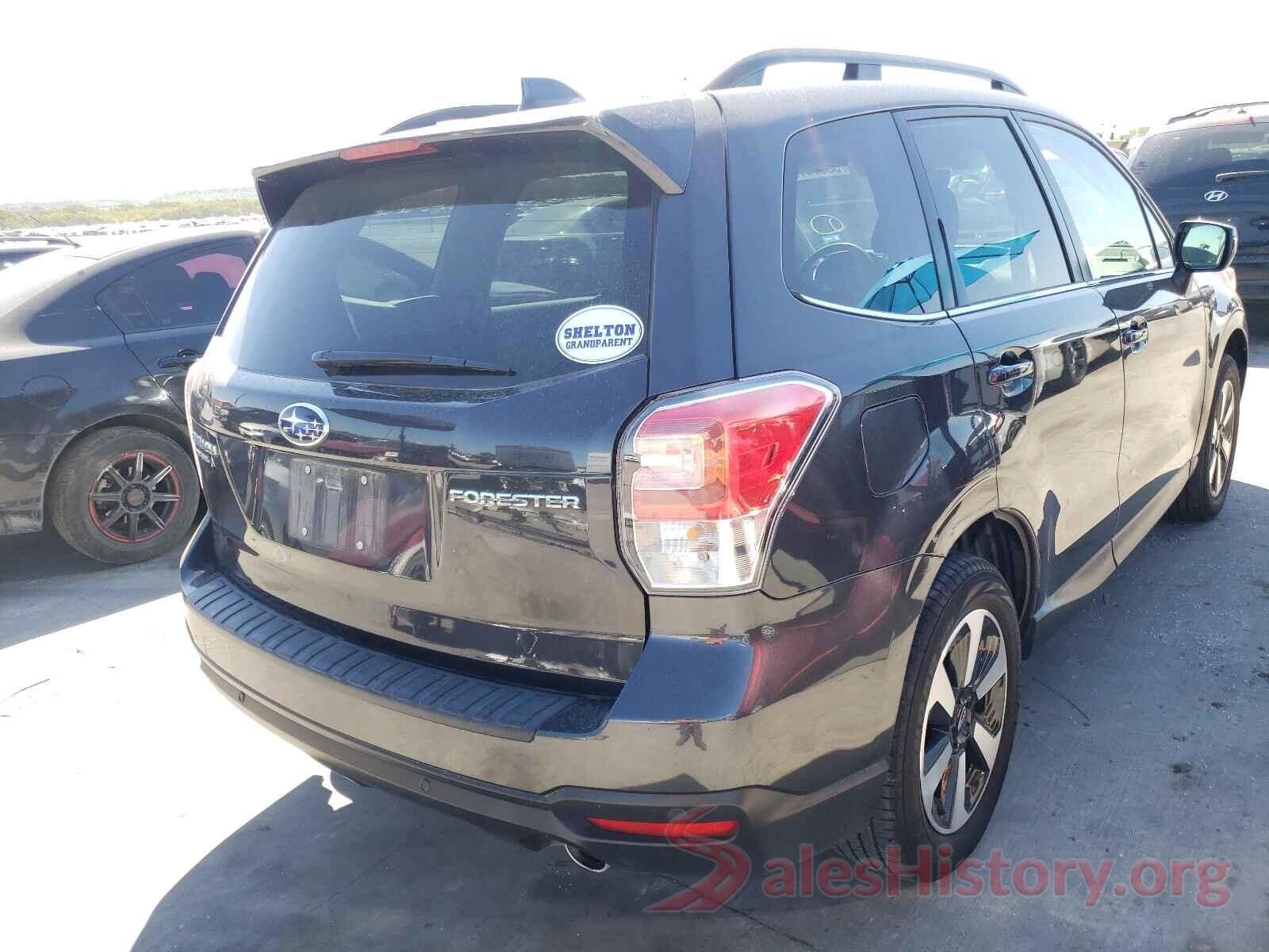 JF2SJARC9JH481122 2018 SUBARU FORESTER