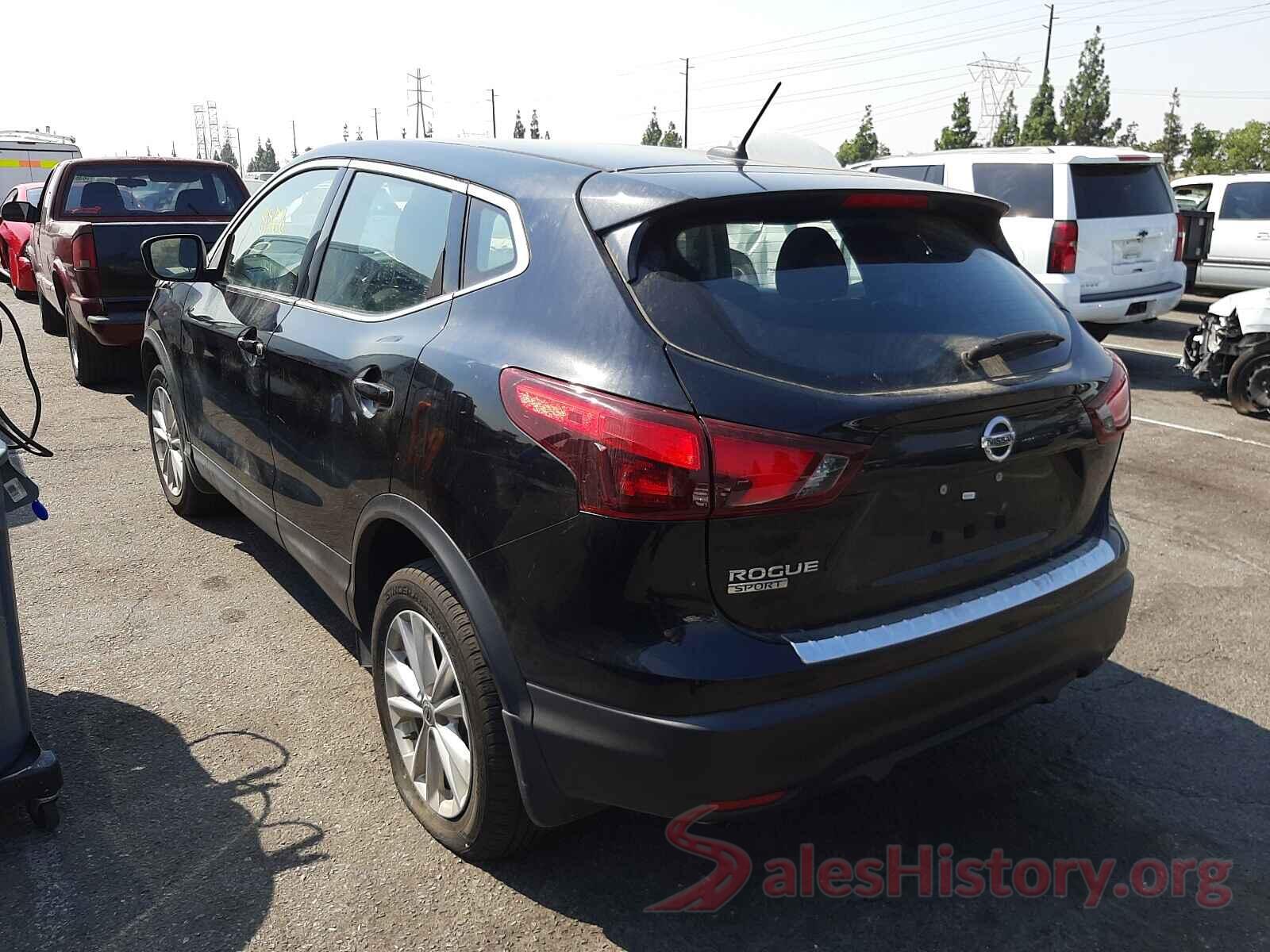 JN1BJ1CP0JW161860 2018 NISSAN ROGUE