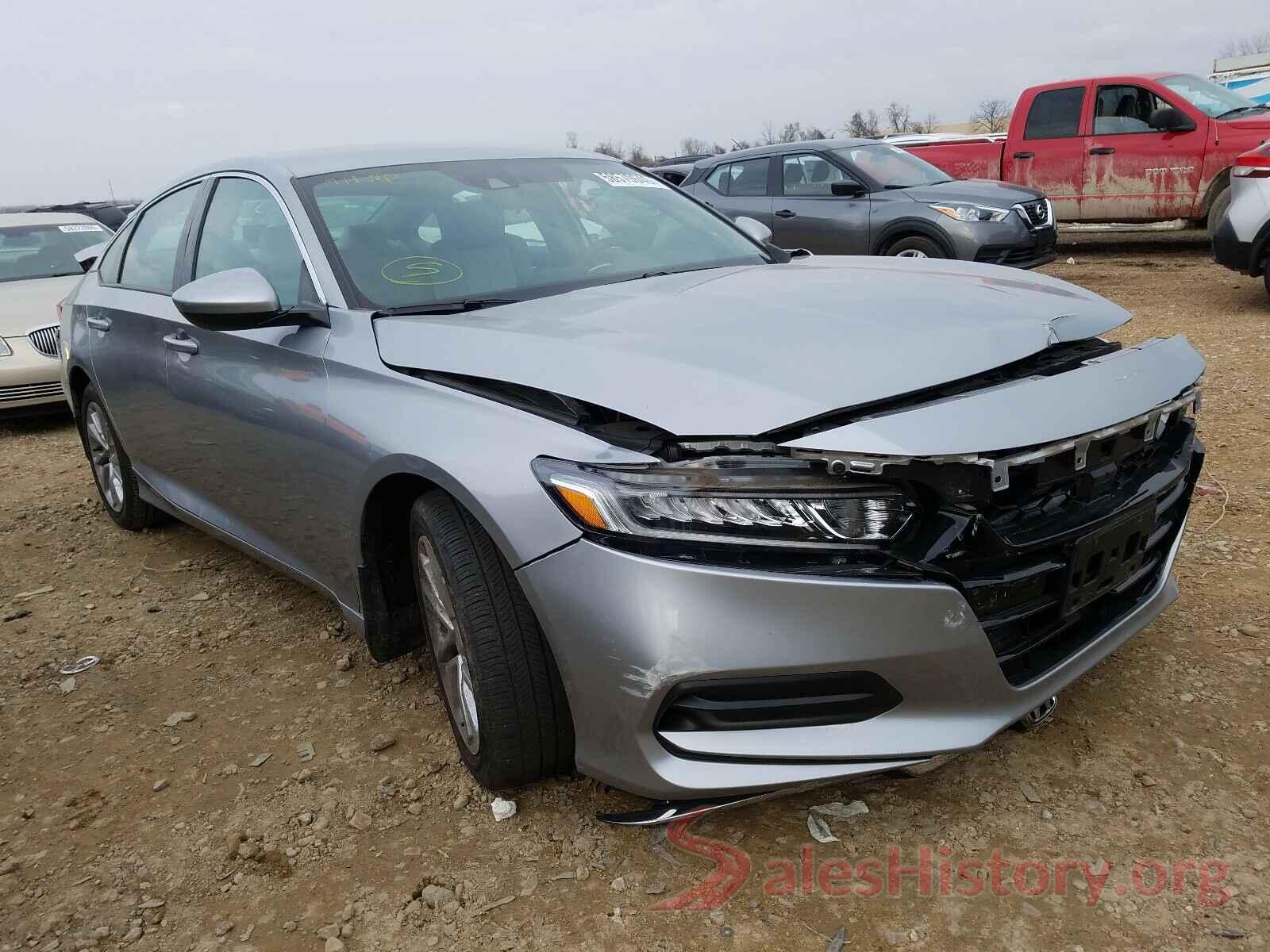 1HGCV1F14JA095888 2018 HONDA ACCORD