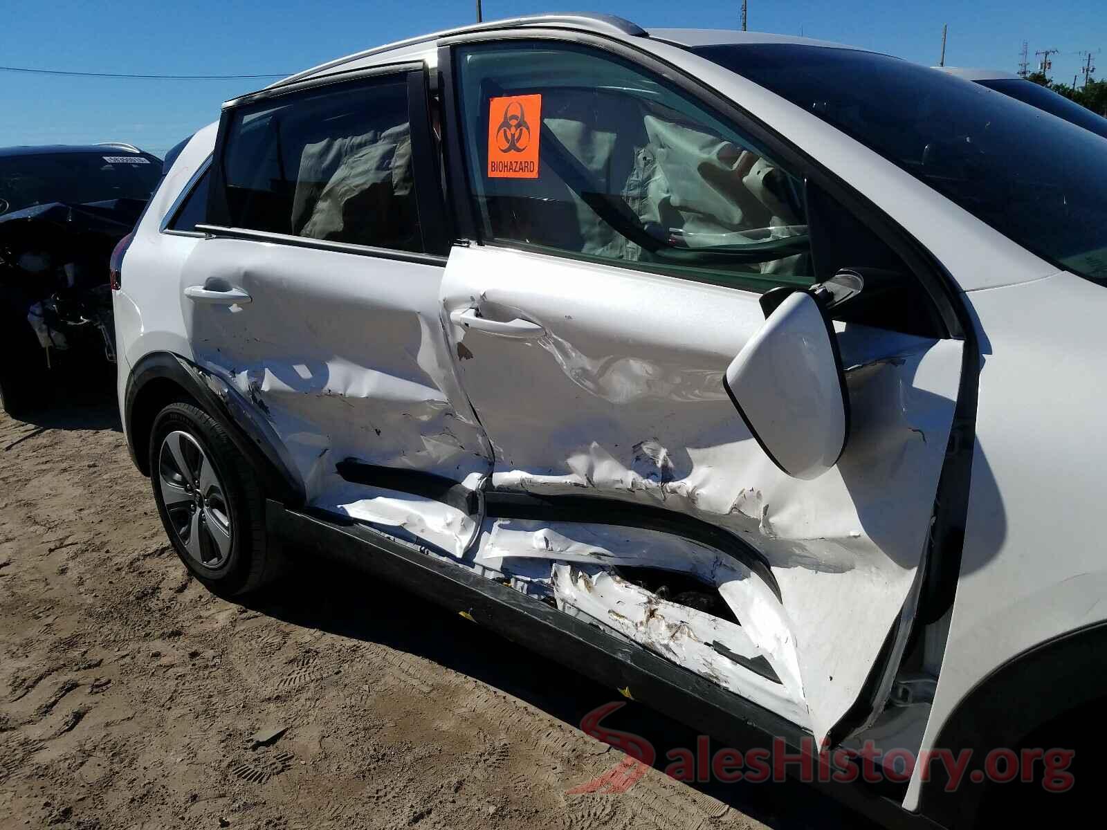 KNDCM3LDXK5235657 2019 KIA NIRO