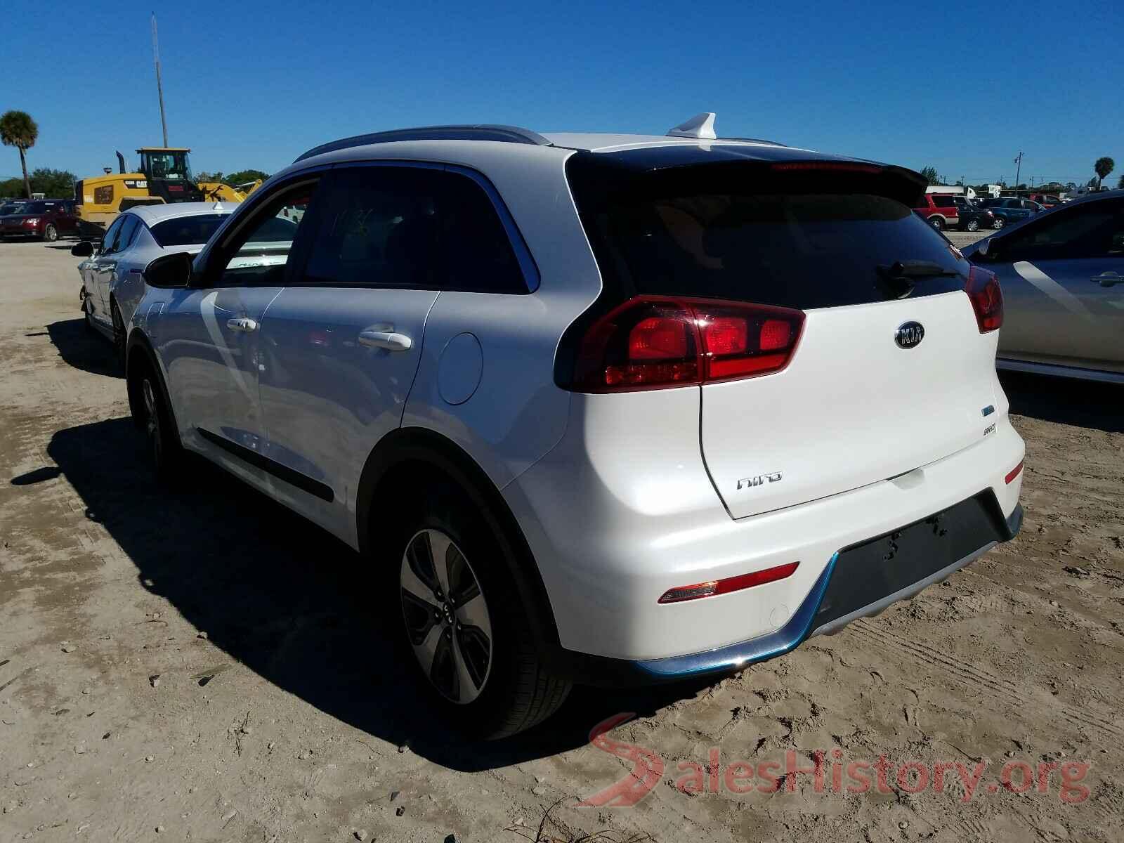 KNDCM3LDXK5235657 2019 KIA NIRO