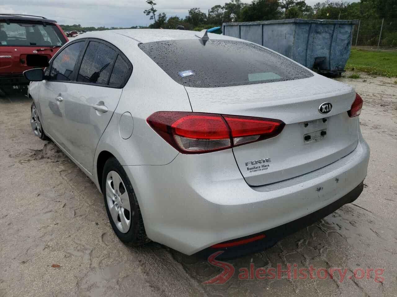 3KPFK4A78HE120199 2017 KIA FORTE