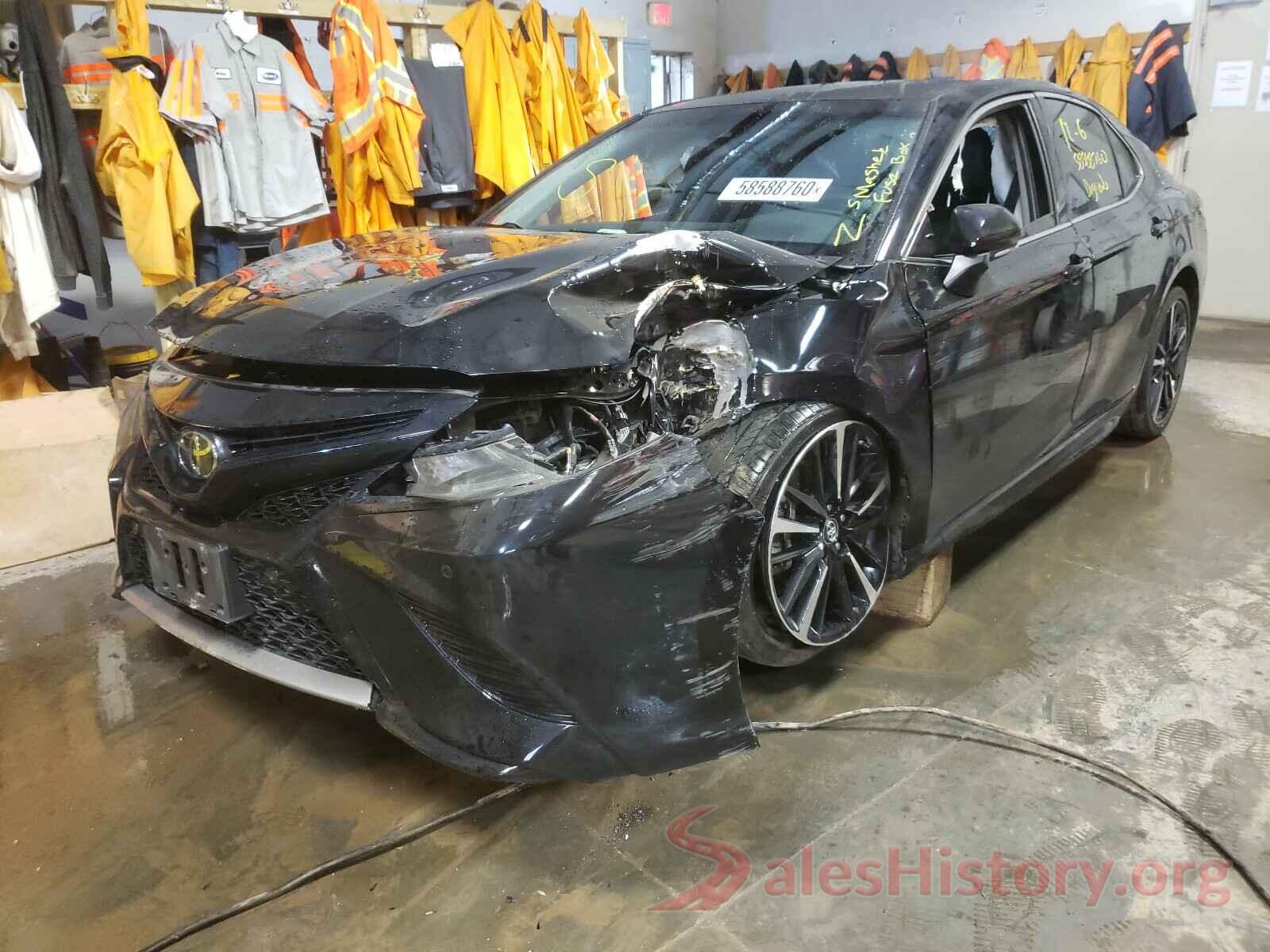 4T1B61HK8JU134800 2018 TOYOTA CAMRY