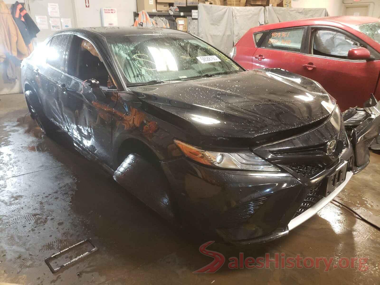 4T1B61HK8JU134800 2018 TOYOTA CAMRY